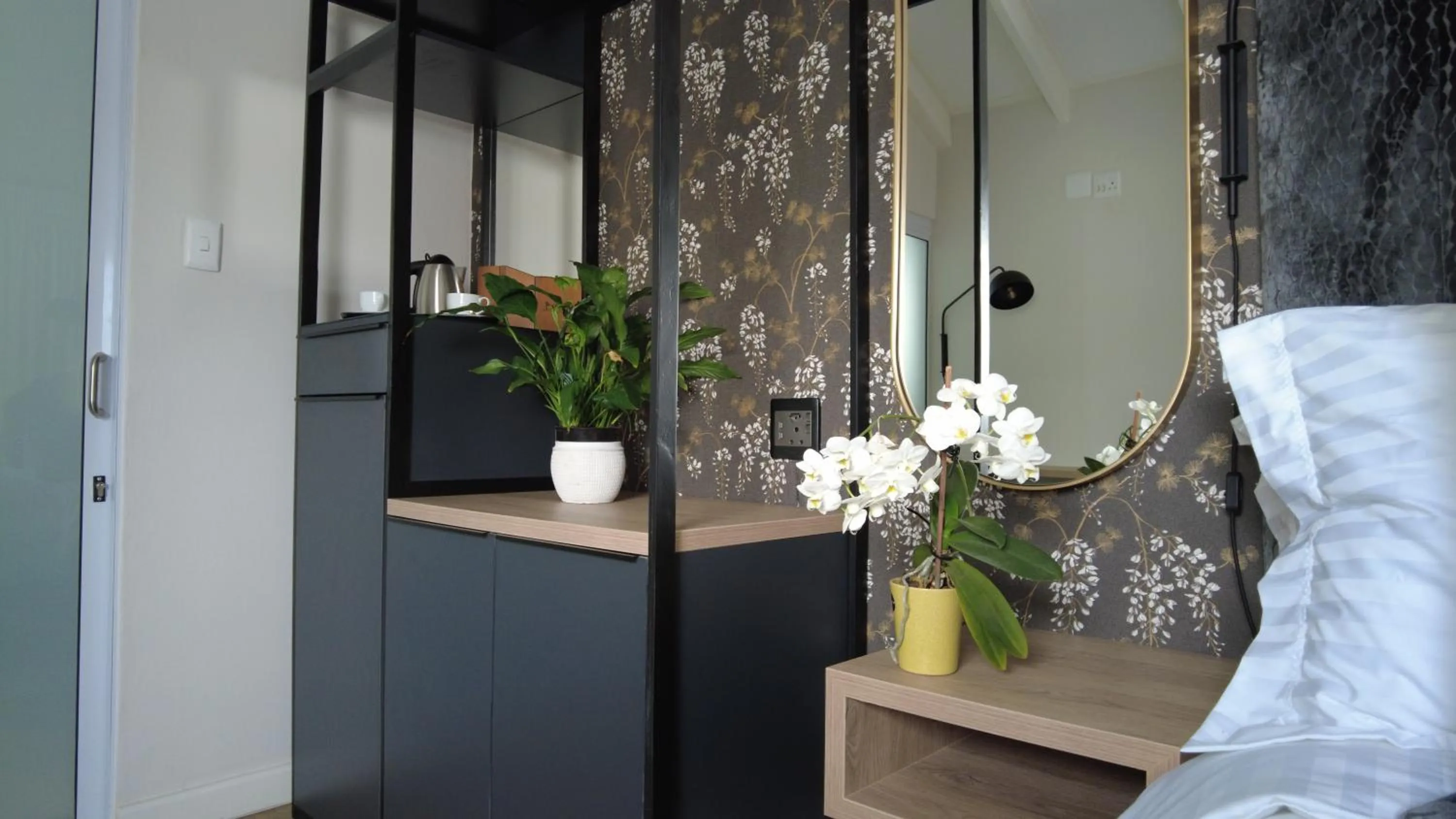 Bed in The Executive Bed and Breakfast