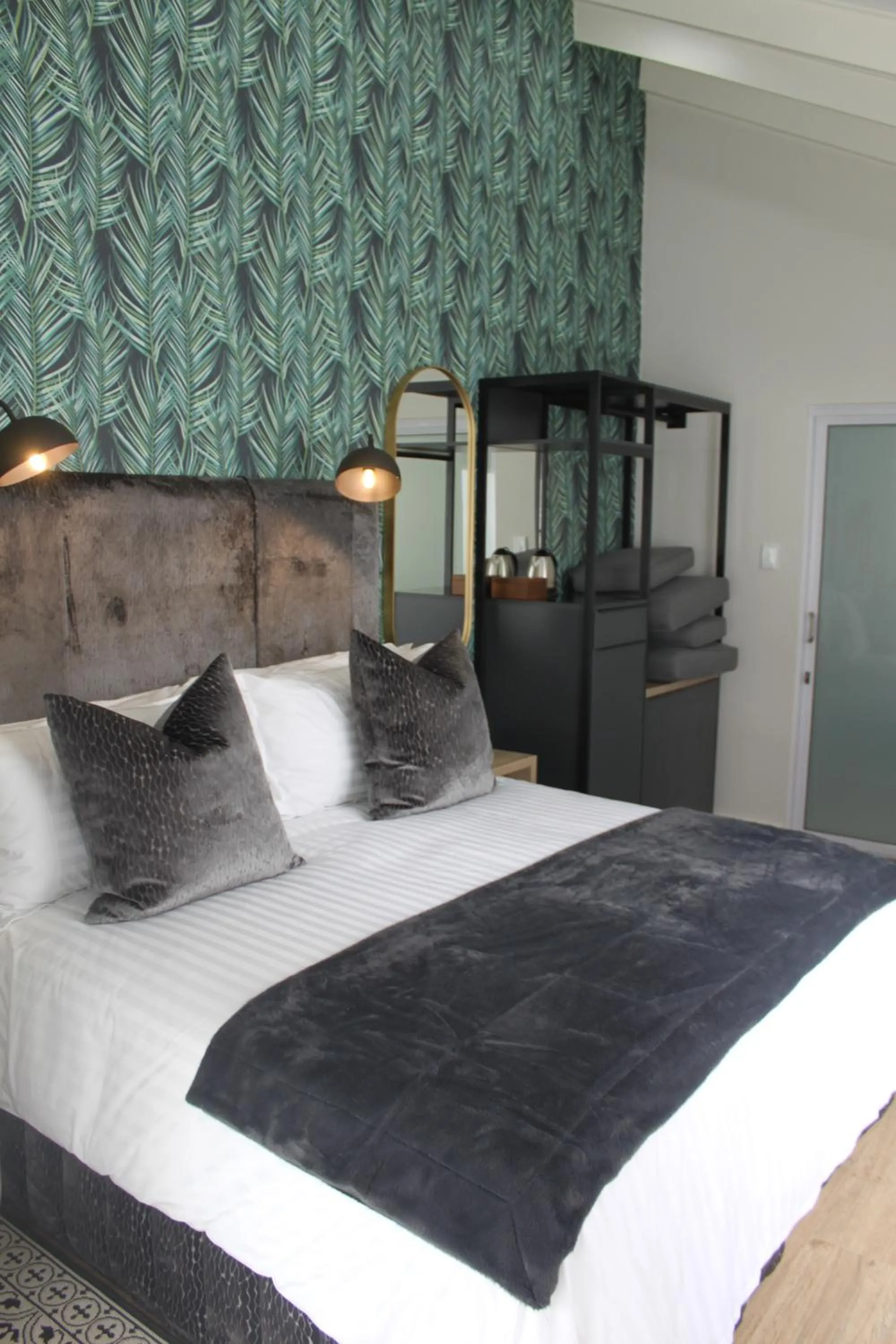 Bed in The Executive Bed and Breakfast