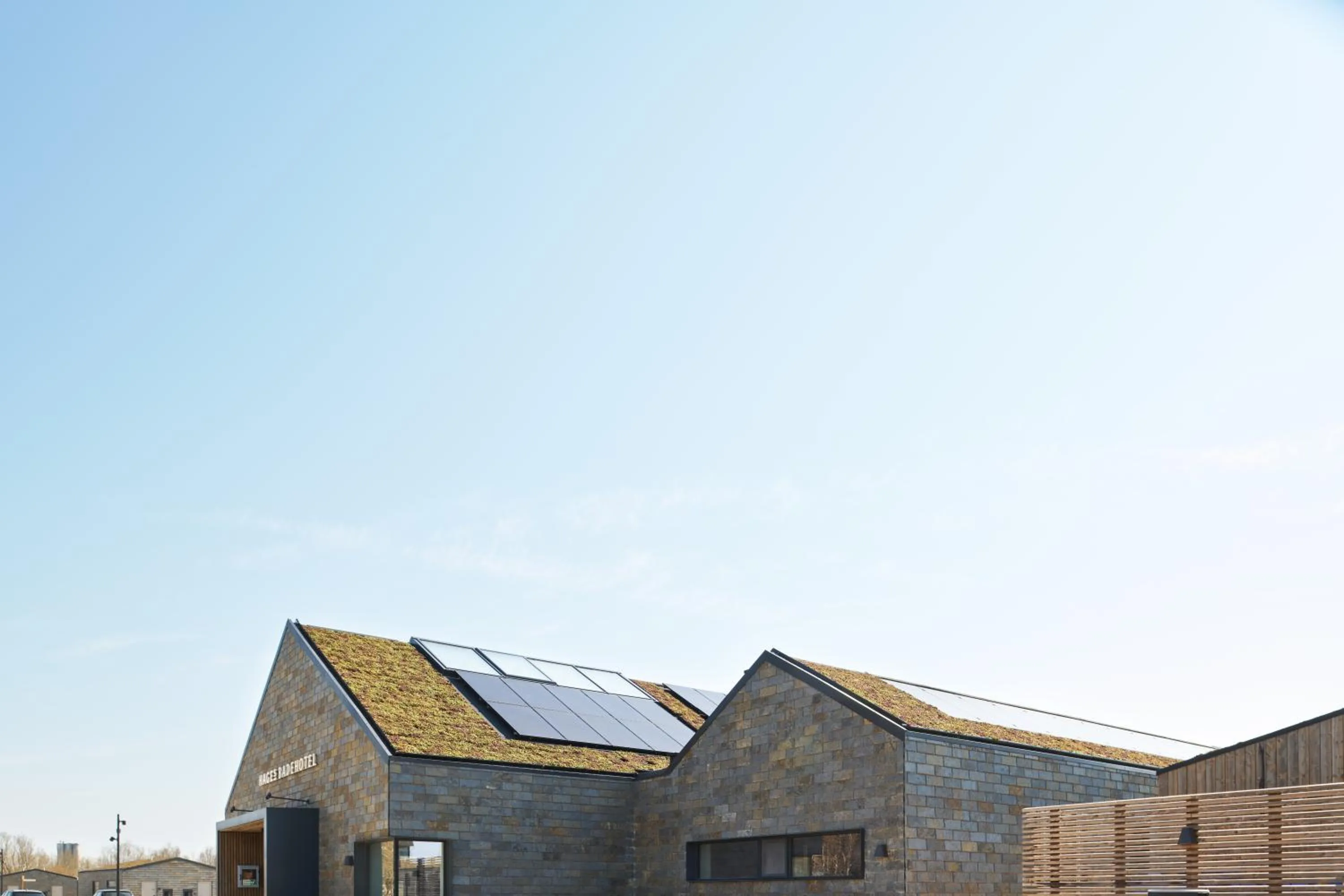 Property building in Hages Badehotel