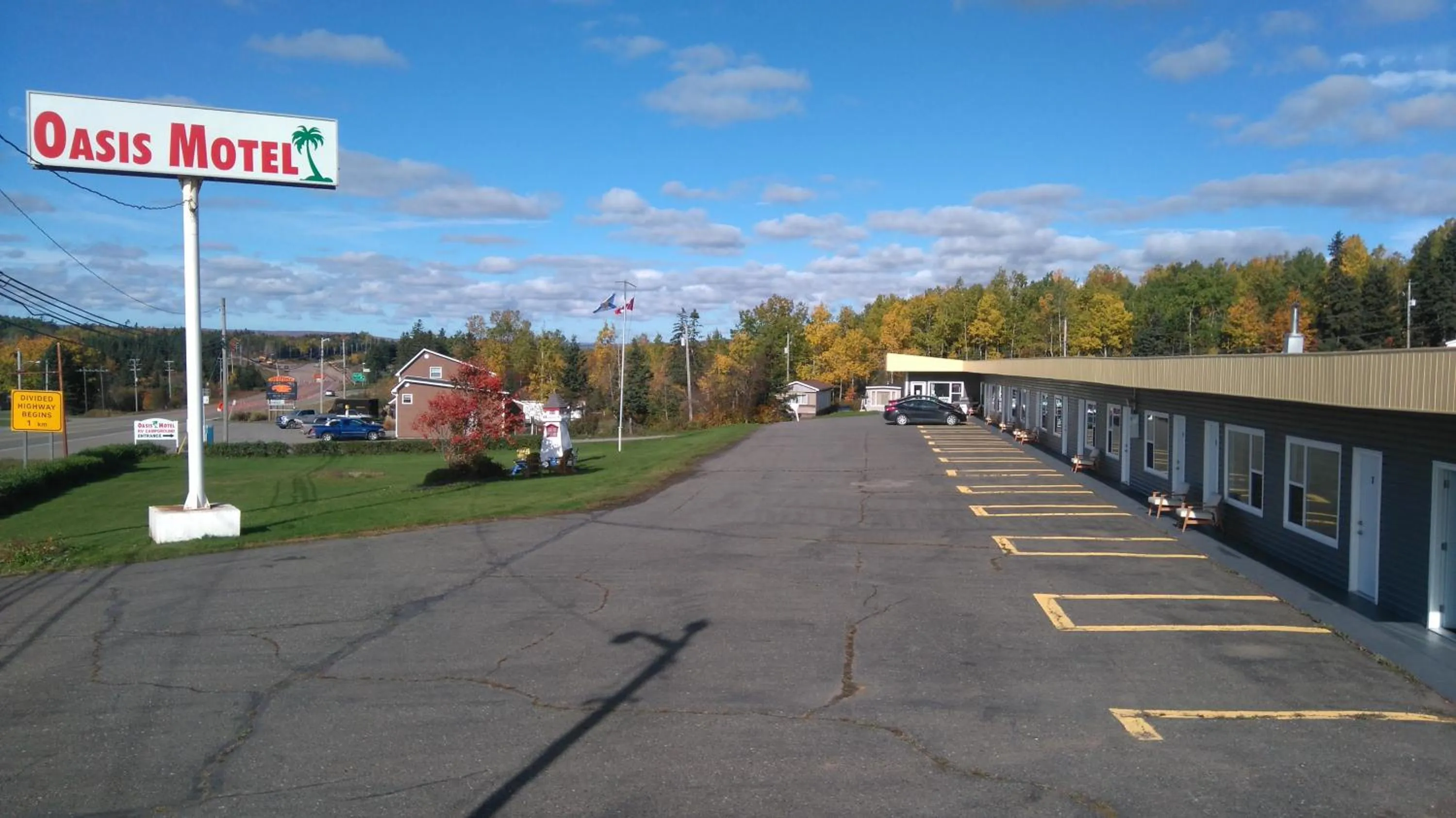 Property building in Oasis Motel