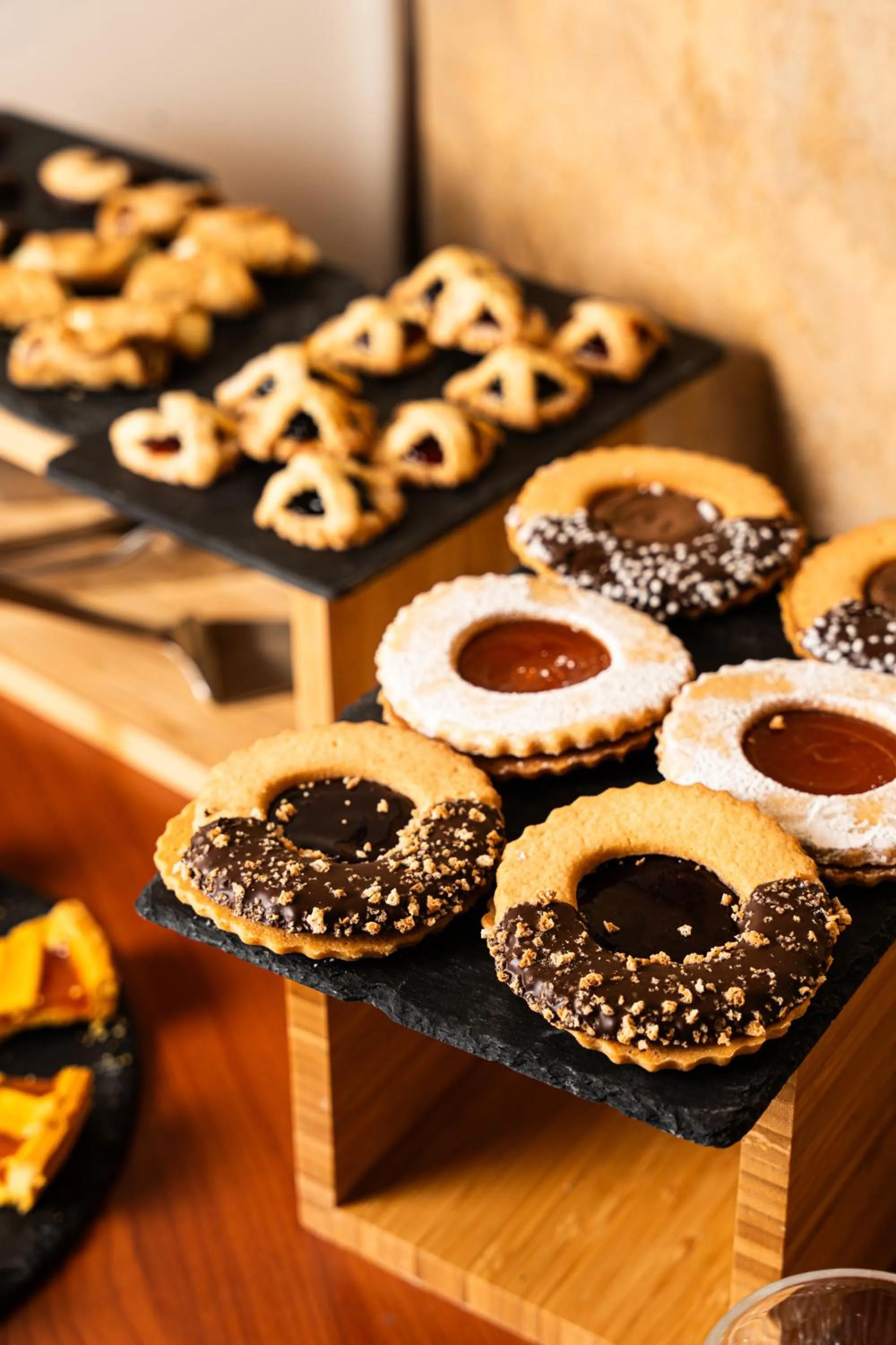 Restaurant/places to eat in Novotel Roma Est