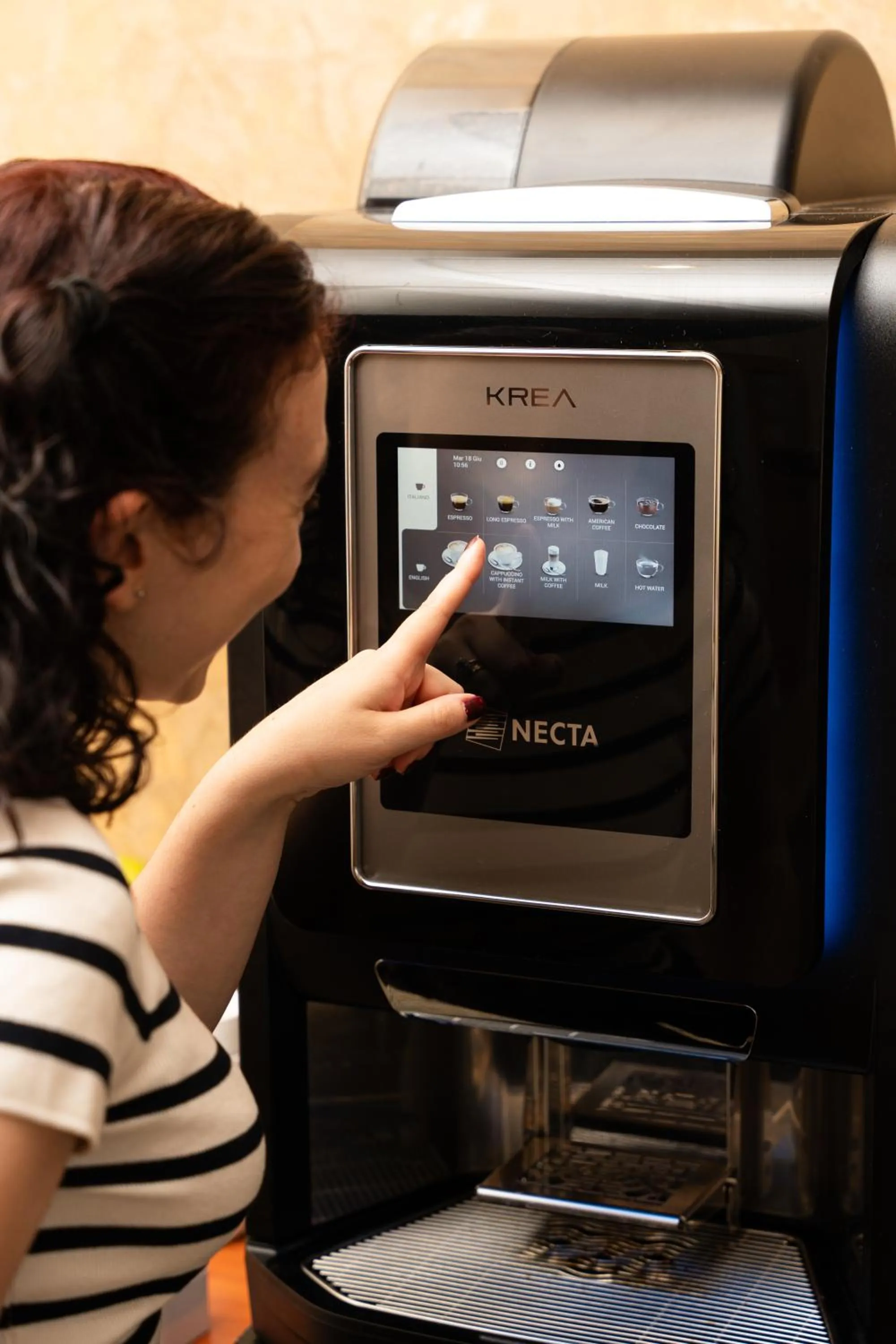 Restaurant/places to eat in Novotel Roma Est