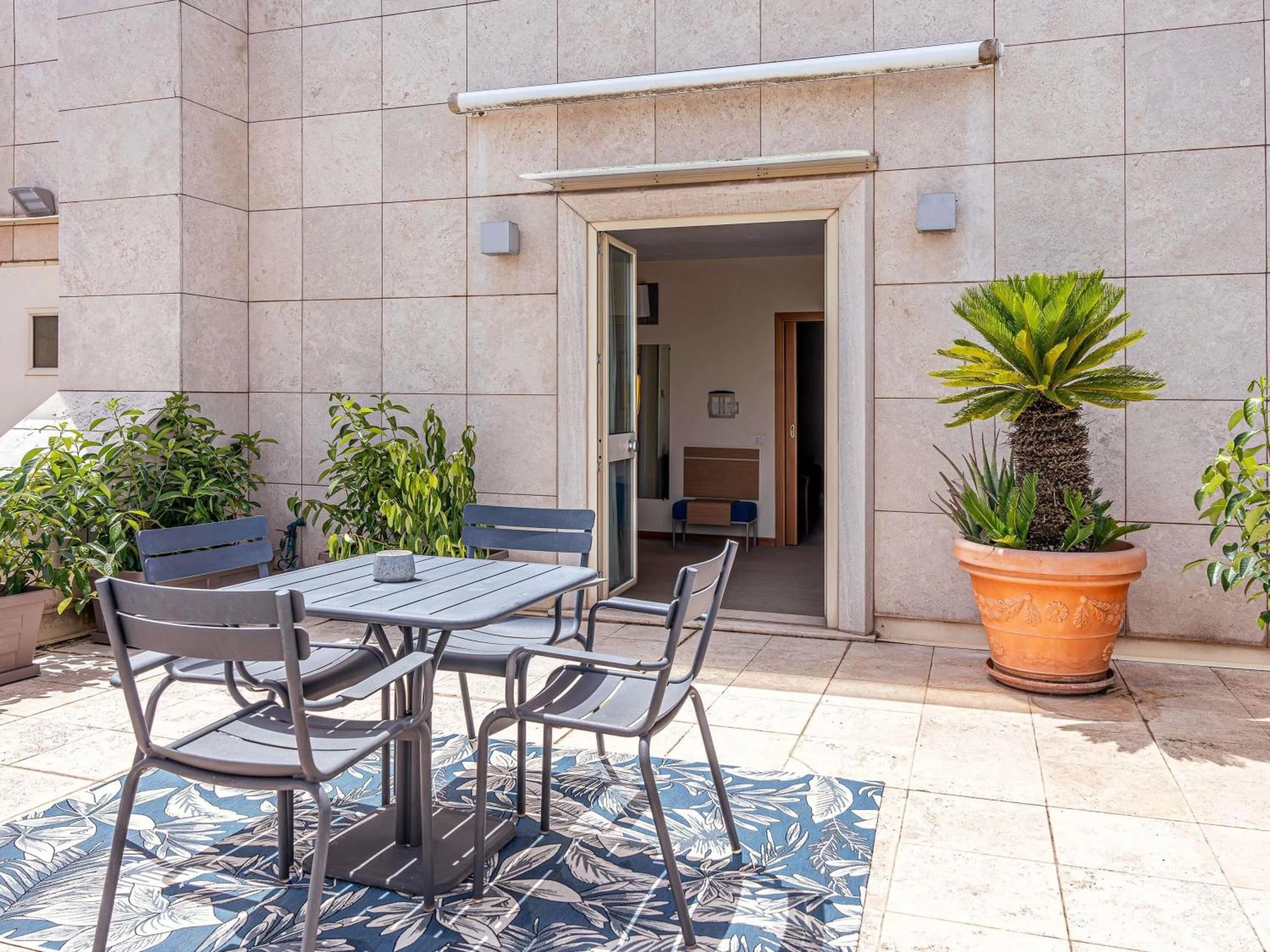 Bedroom in Novotel Roma Est