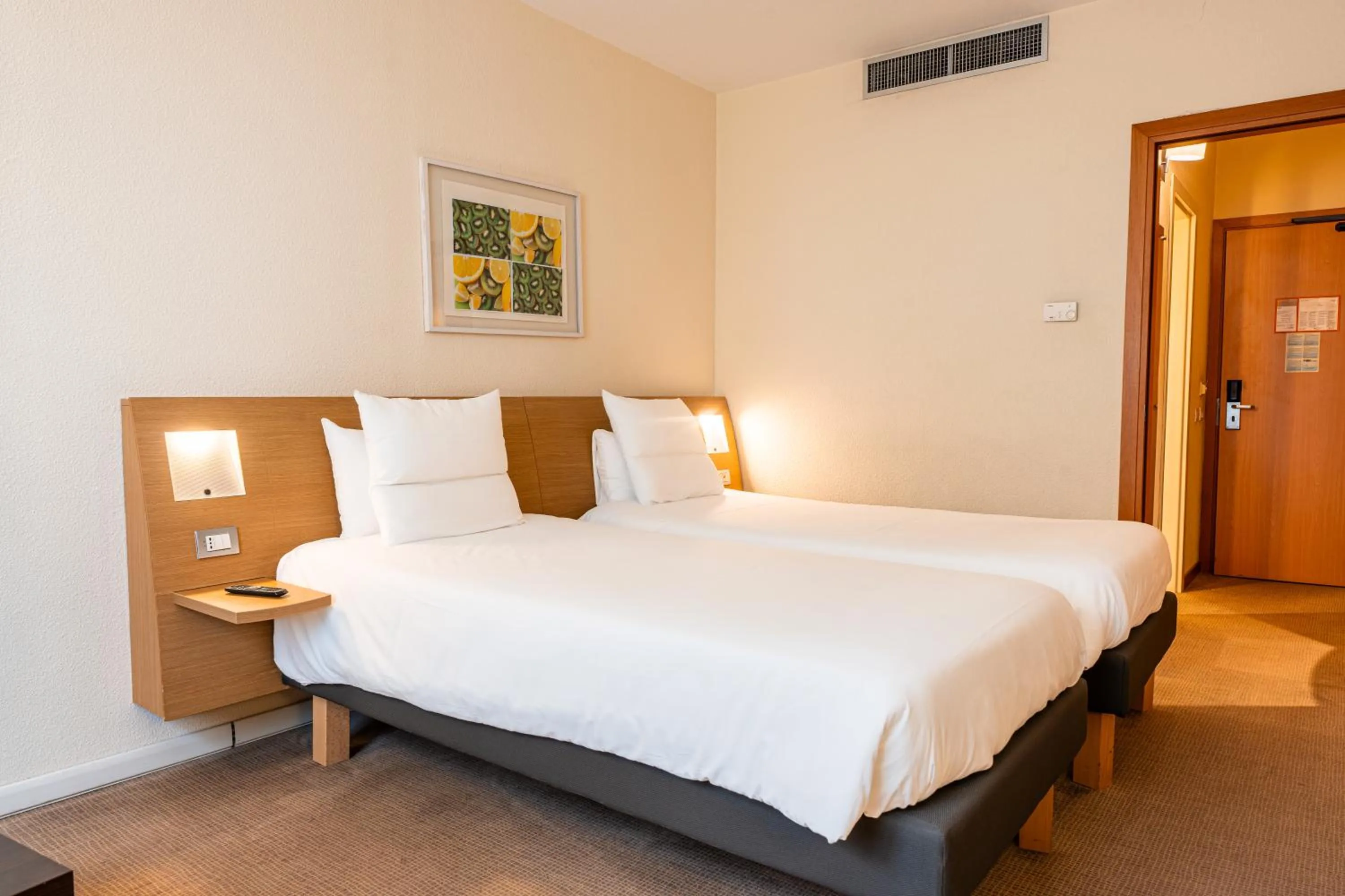 Bedroom, Bed in Novotel Roma Est