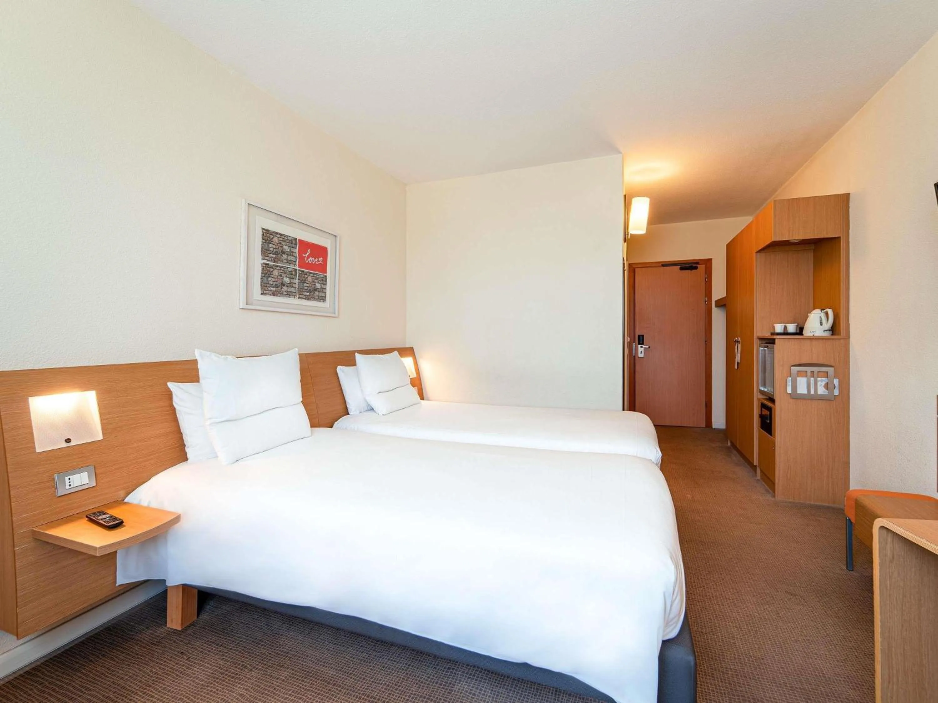 Bedroom, Bed in Novotel Roma Est