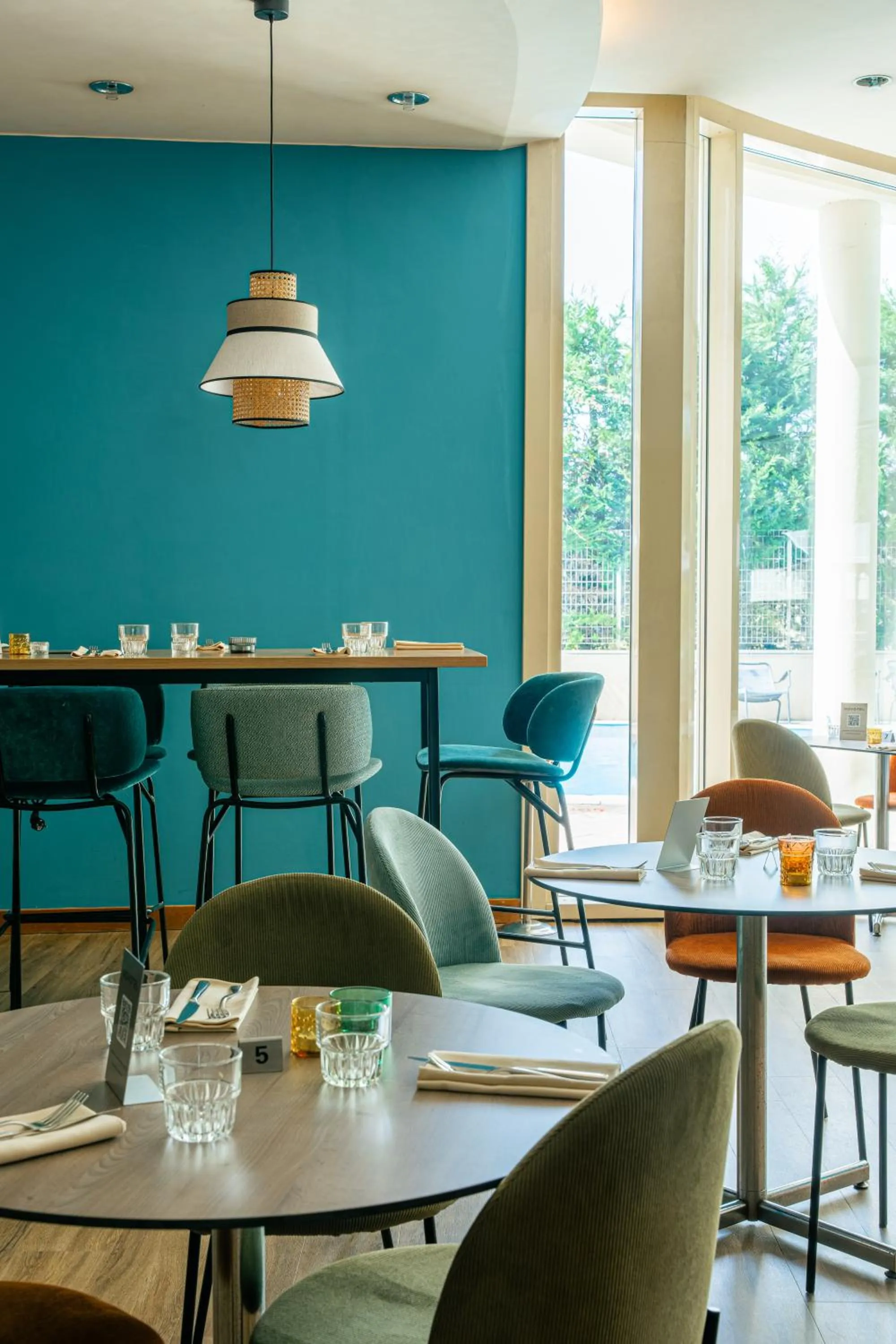 Restaurant/places to eat in Novotel Roma Est