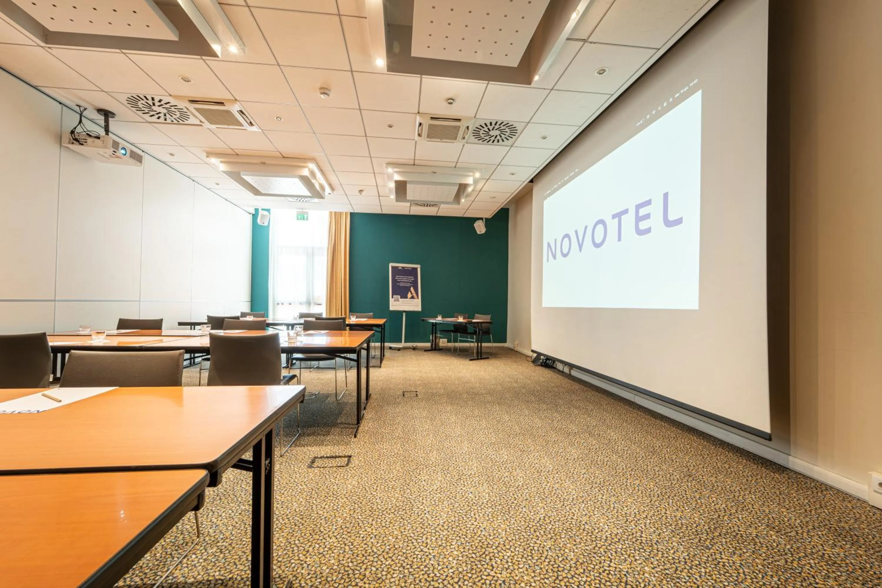 Day in Novotel Roma Est