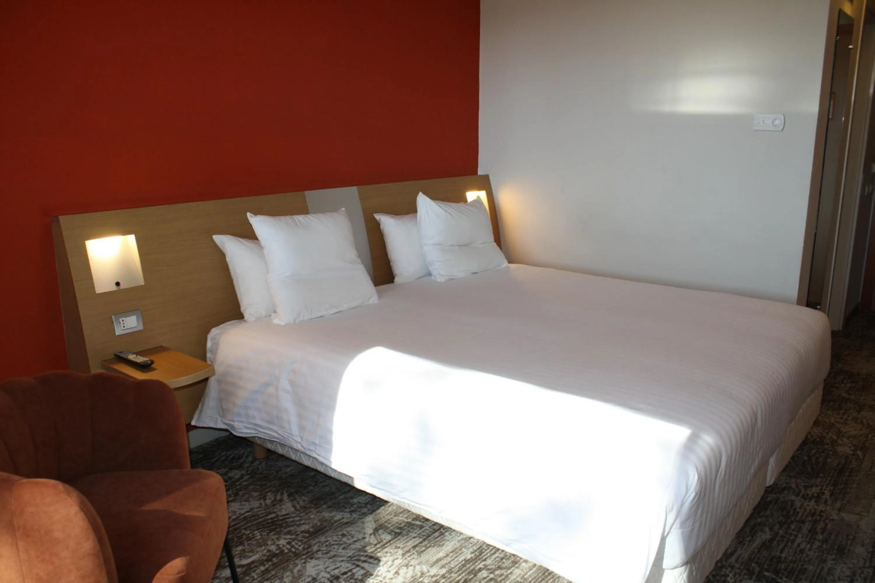 Bedroom, Bed in Novotel Roma Est