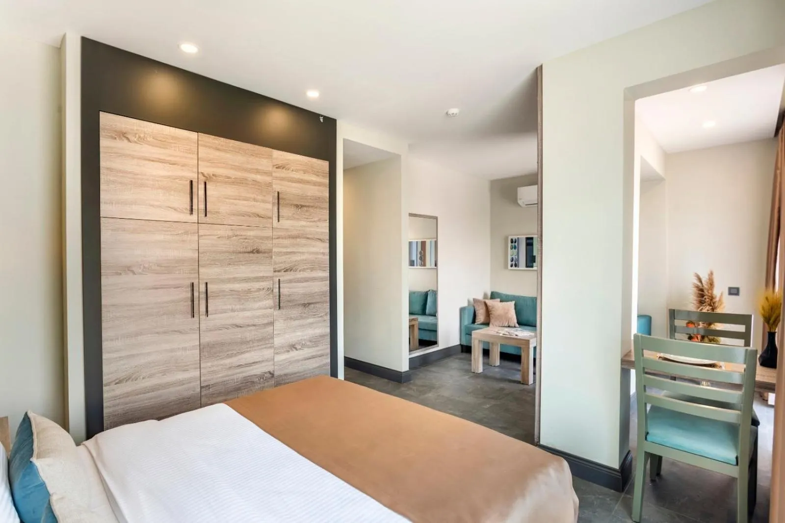 Photo of the whole room, Bed in RODINN Park Hotel