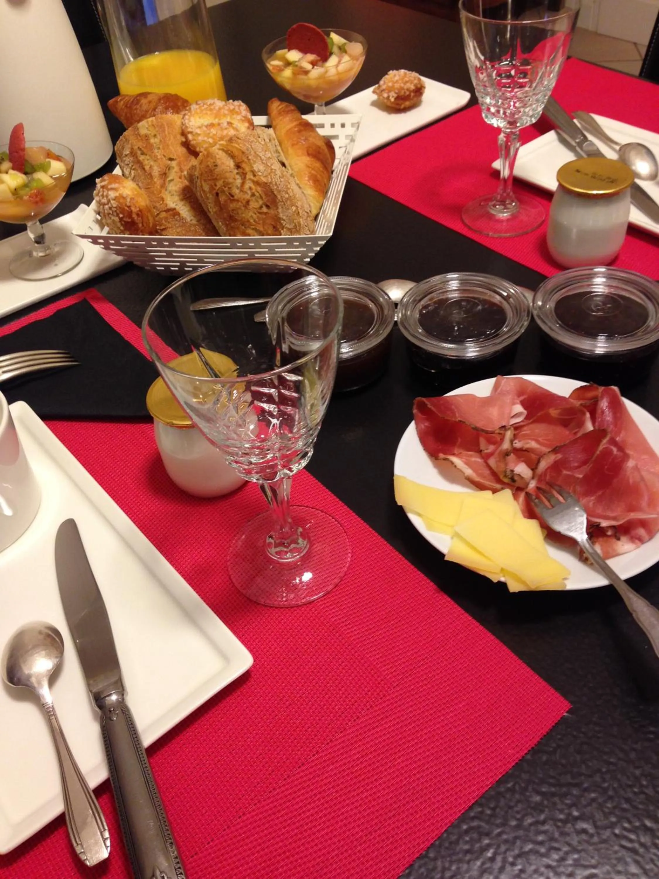 Food and drinks in Ô'Maxethel