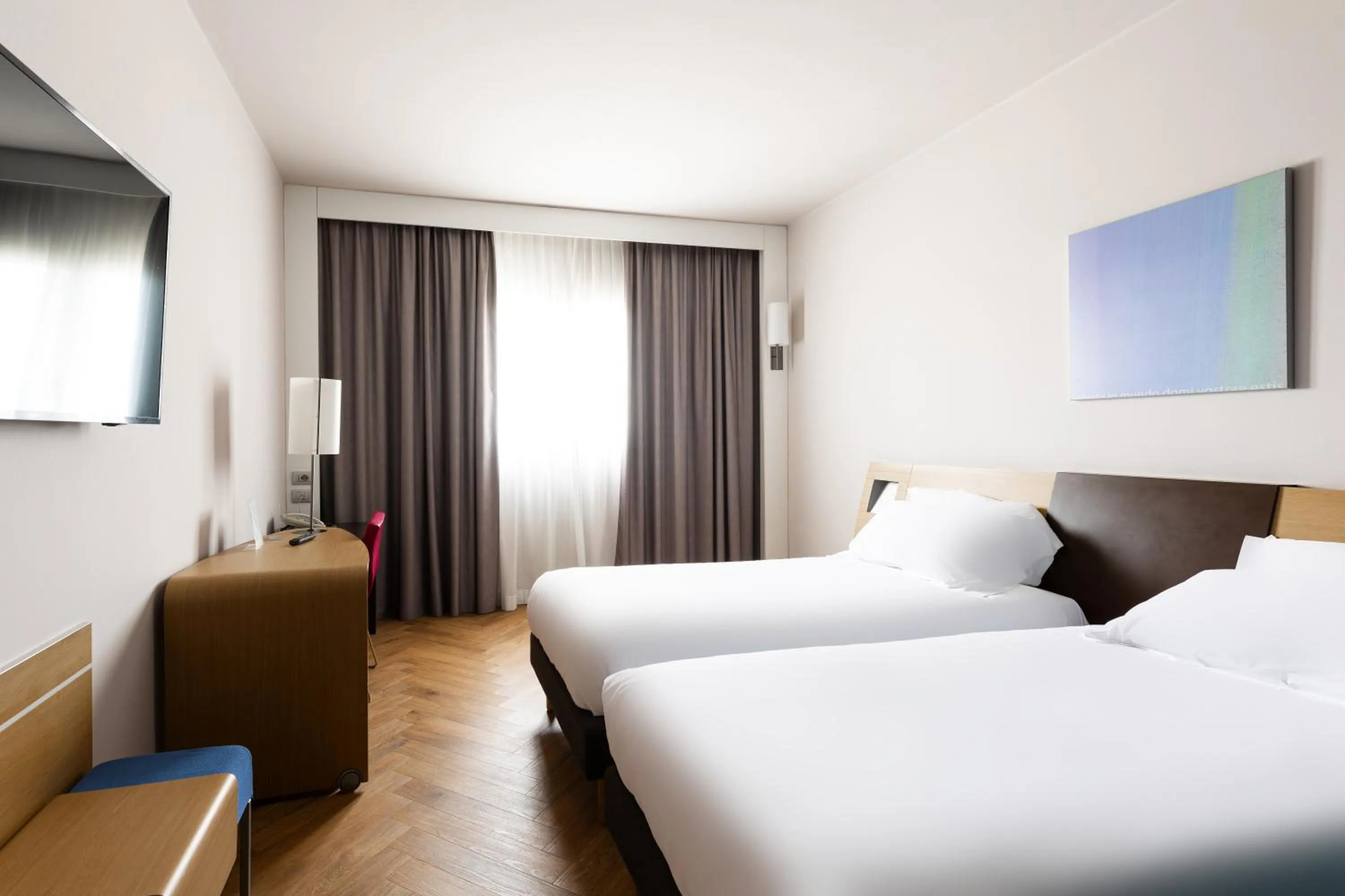 Bedroom, Bed in Novotel Caserta Sud