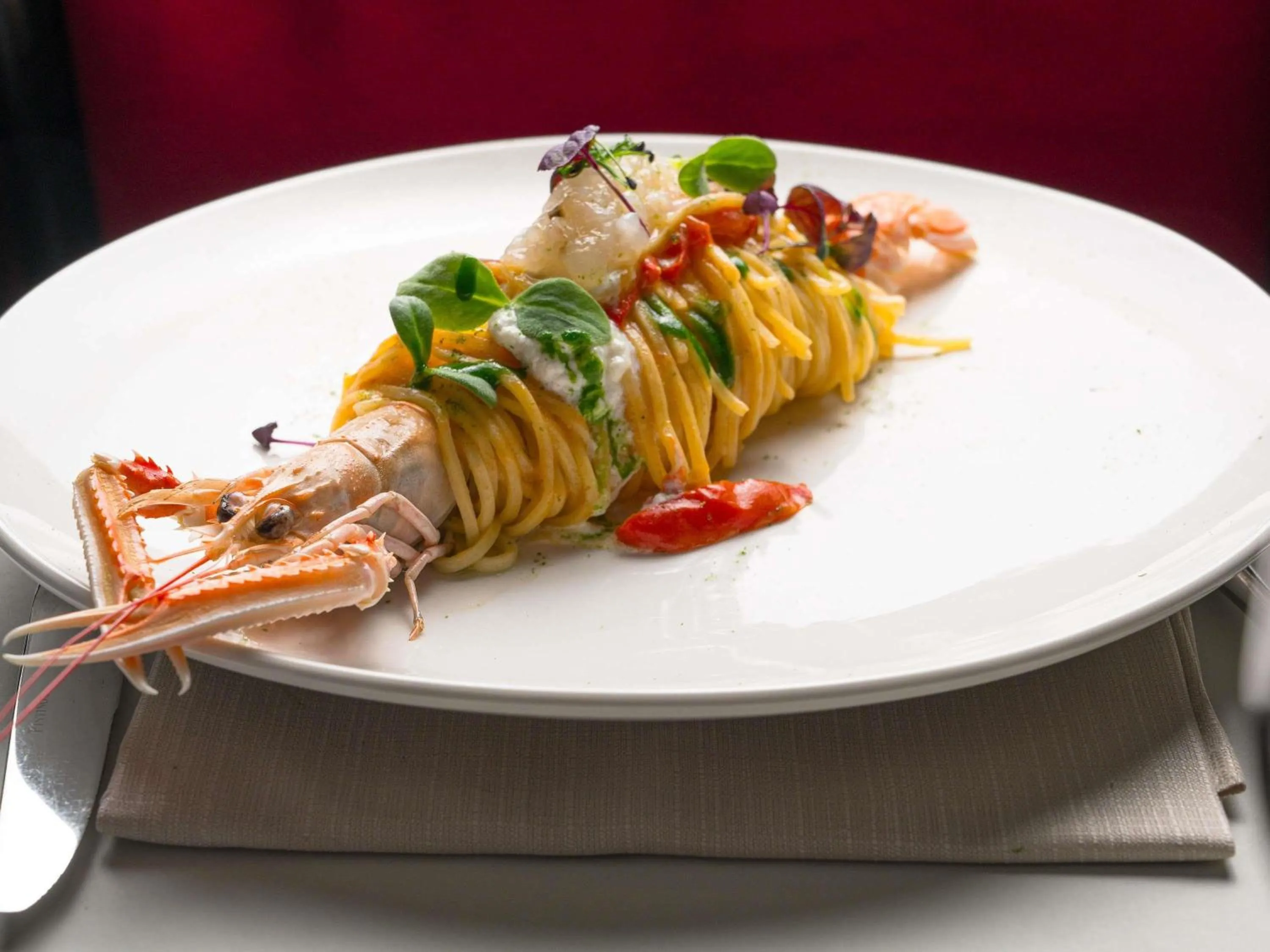 Restaurant/places to eat in Novotel Caserta Sud