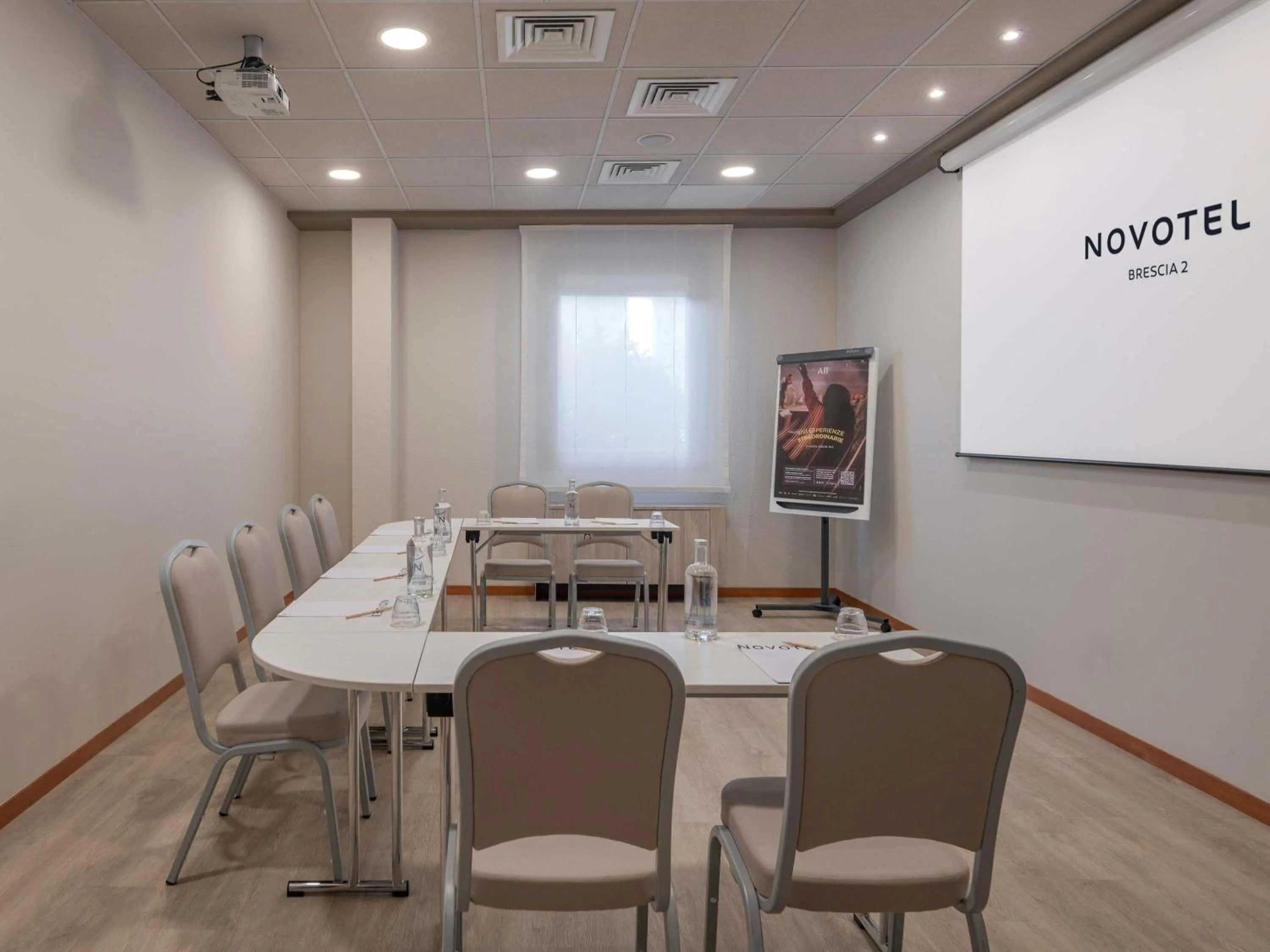Meeting/conference room in Novotel Brescia Due