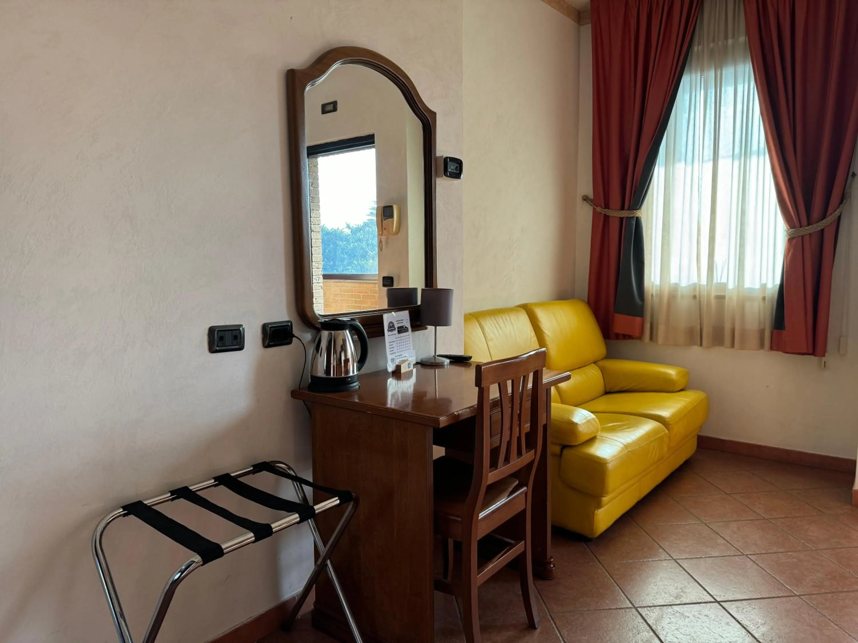 Living room in EURO HOUSE INN airport