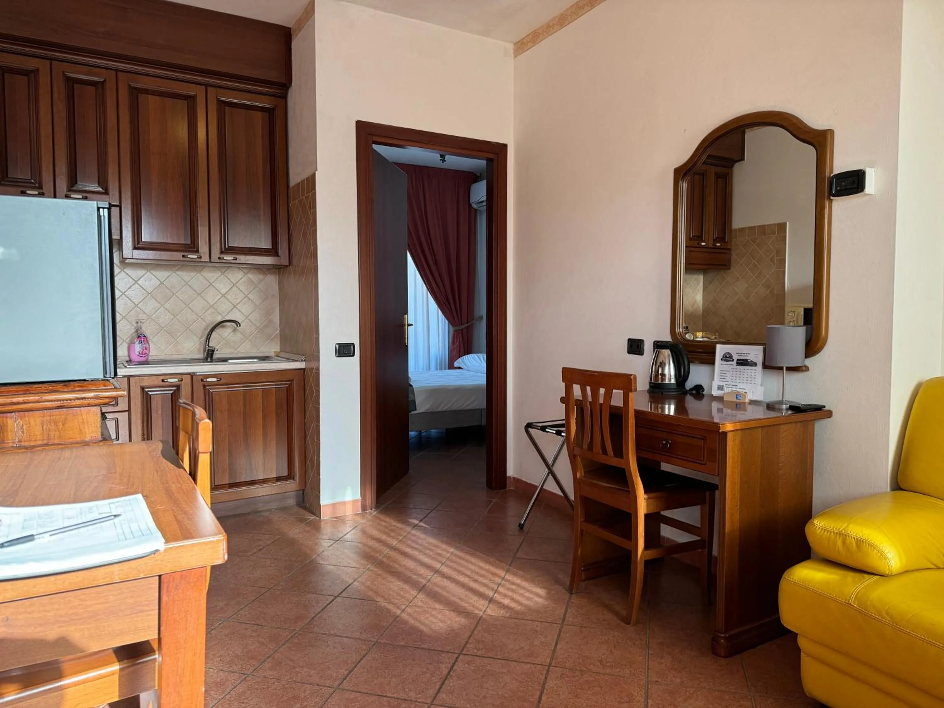 Kitchen or kitchenette in EURO HOUSE INN airport