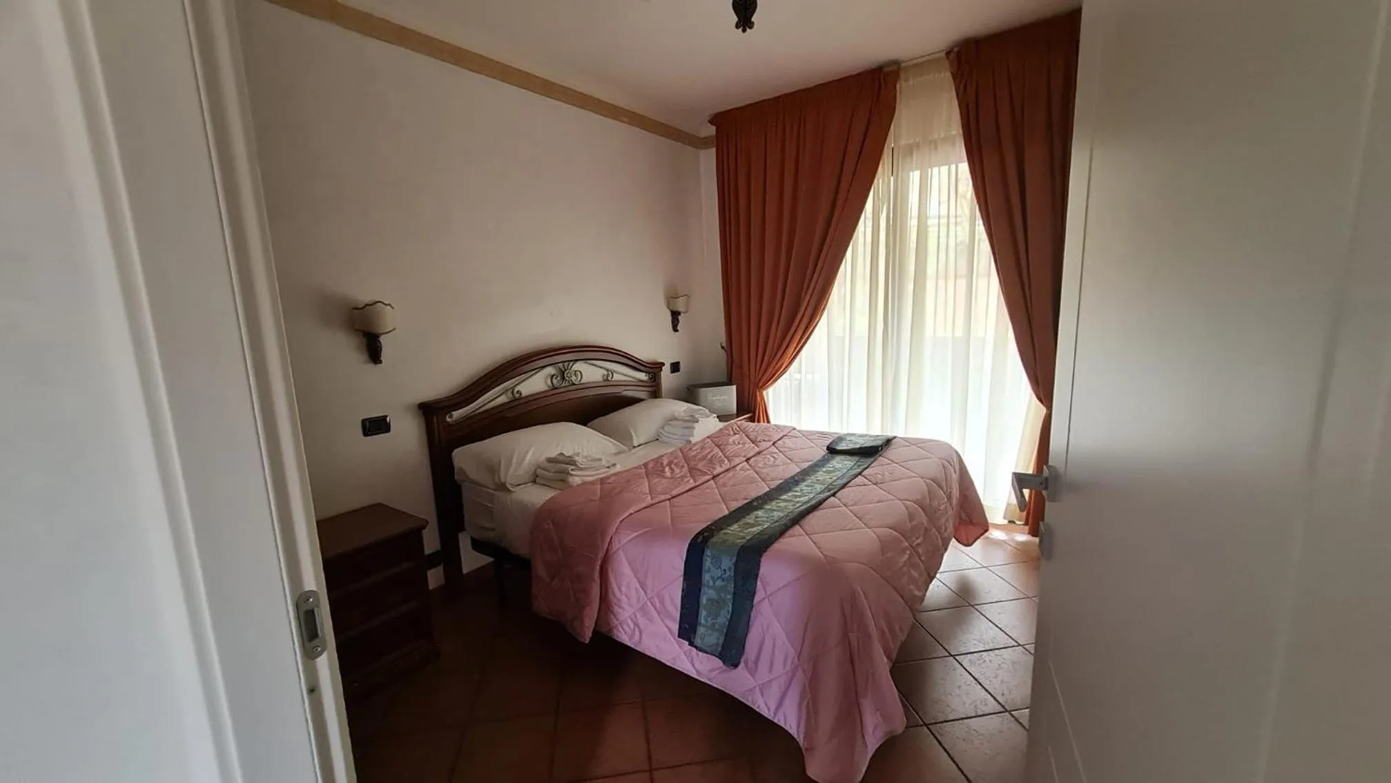 Photo of the whole room, Bed in EURO HOUSE INN airport