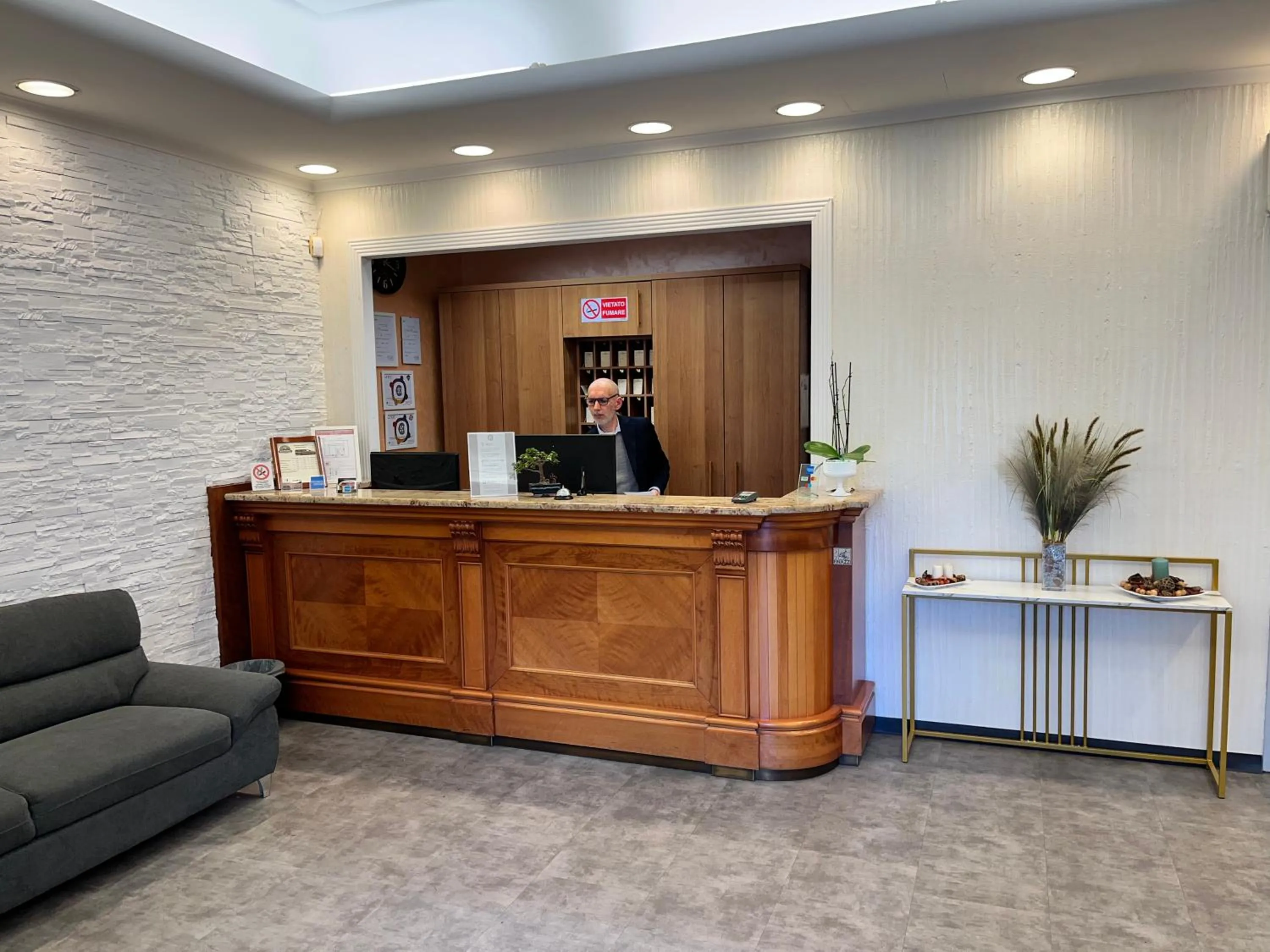 Lobby or reception in EH Suites Rome Airport Euro House Hotels