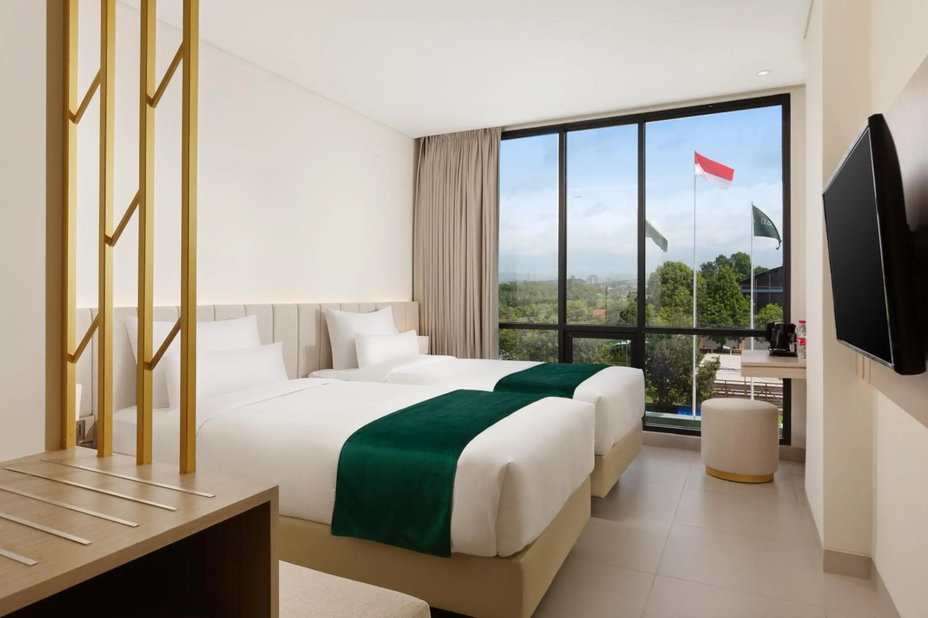 Superior Double or Twin Room in Elsotel Purwokerto By Daphna Management Superior Double or Twin Room in Elsotel Purwokerto By Daphna Management