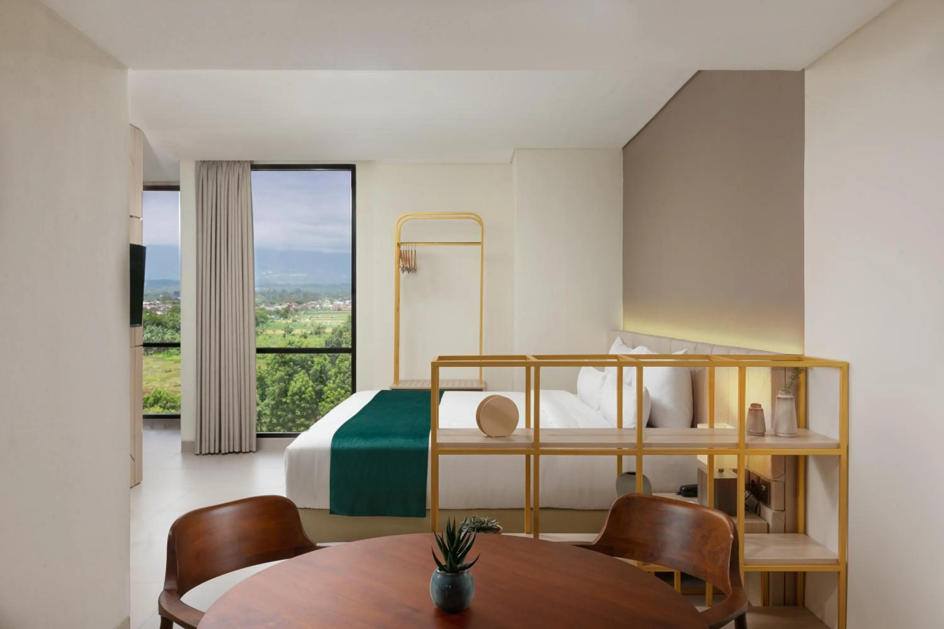 Bed in Elsotel Purwokerto By Daphna Management