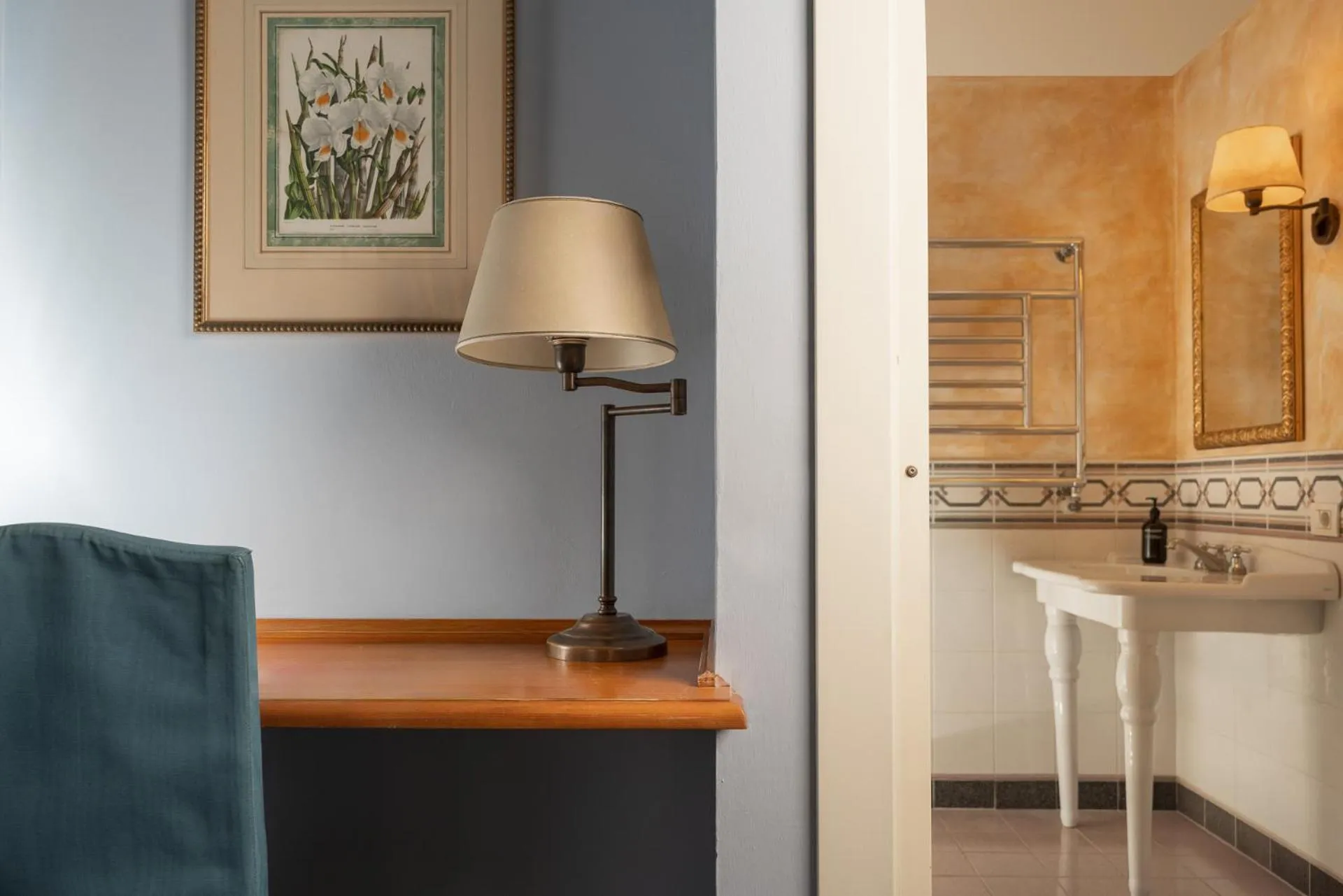 Photo of the whole room in Hotel Campo Marzio