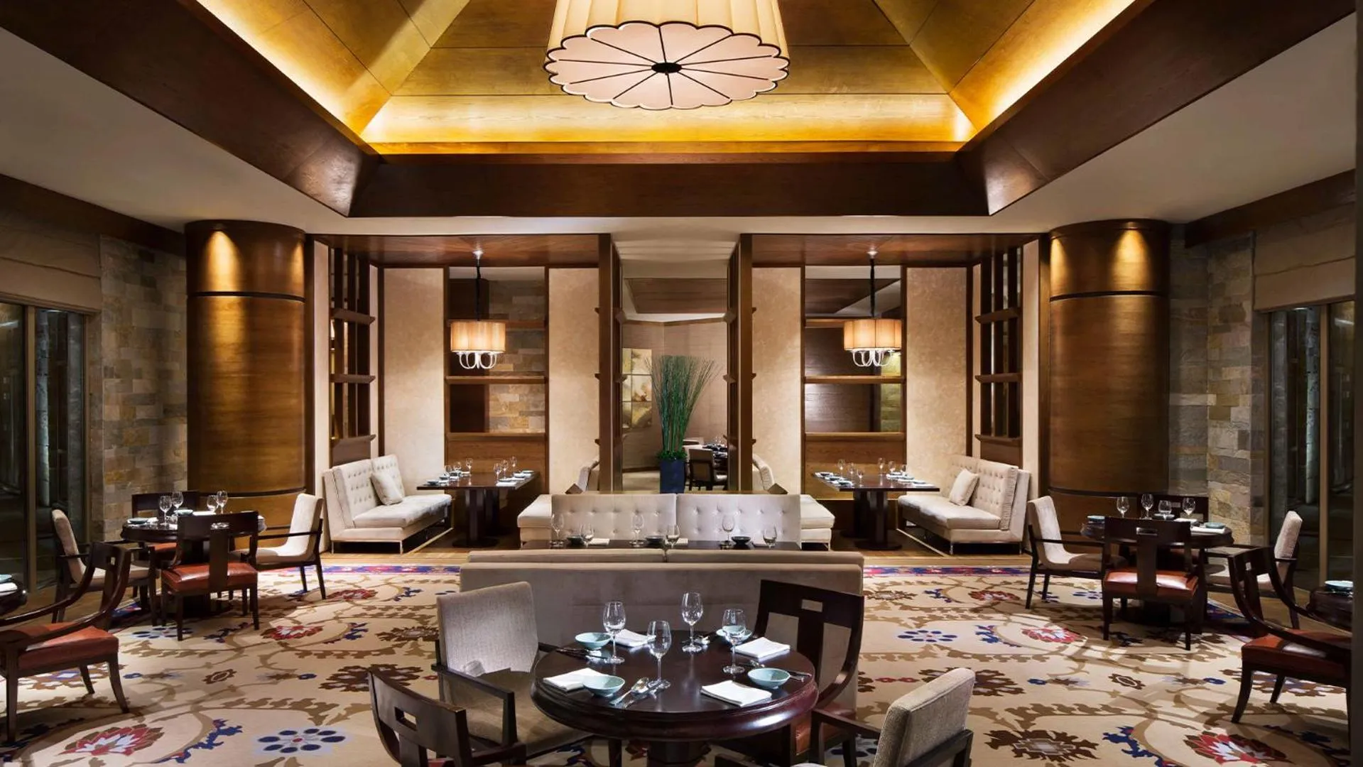 Restaurant/places to eat in Hyatt Regency Changbaishan