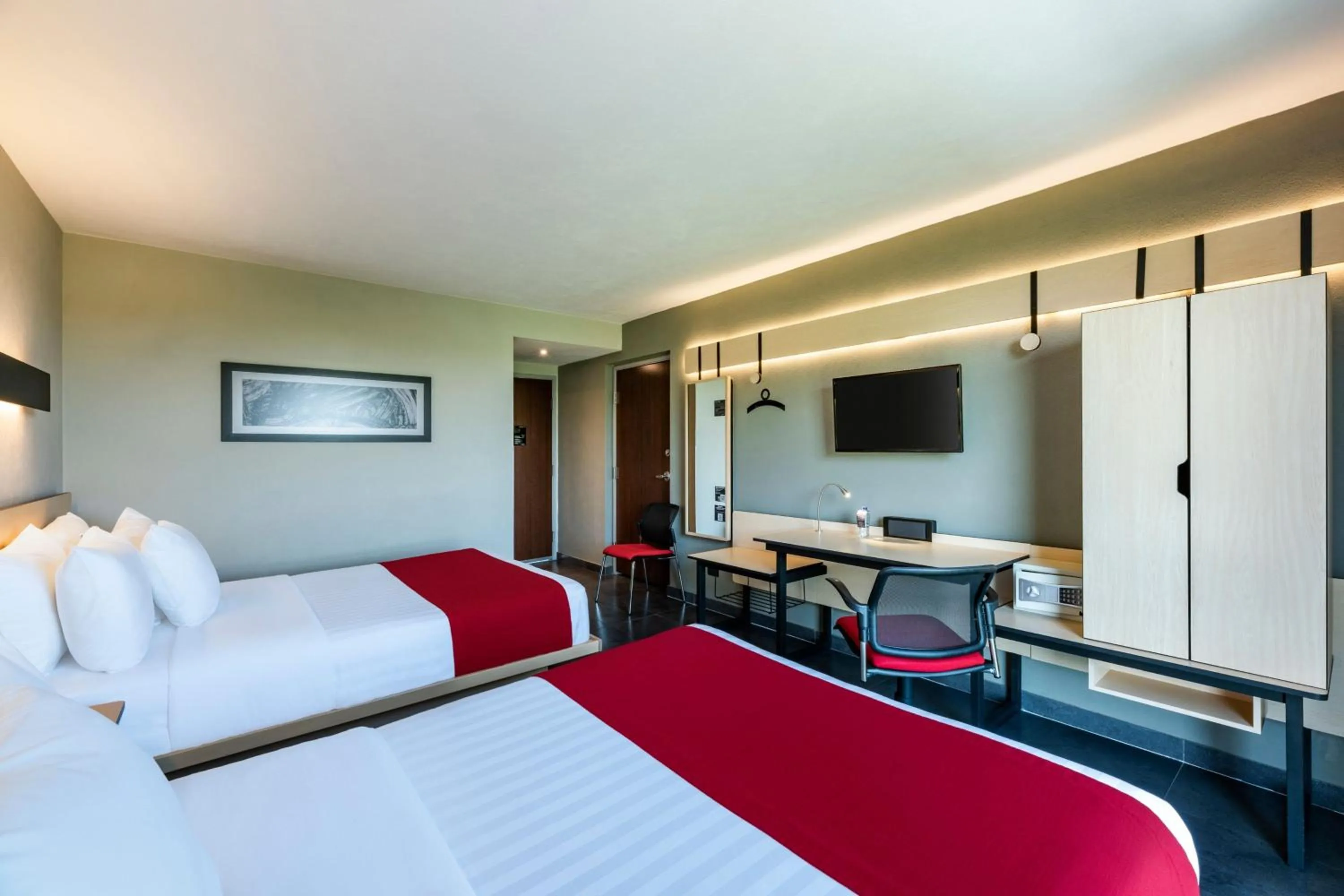 Bedroom, Bed in City Express Plus by Marriott Cali Colombia