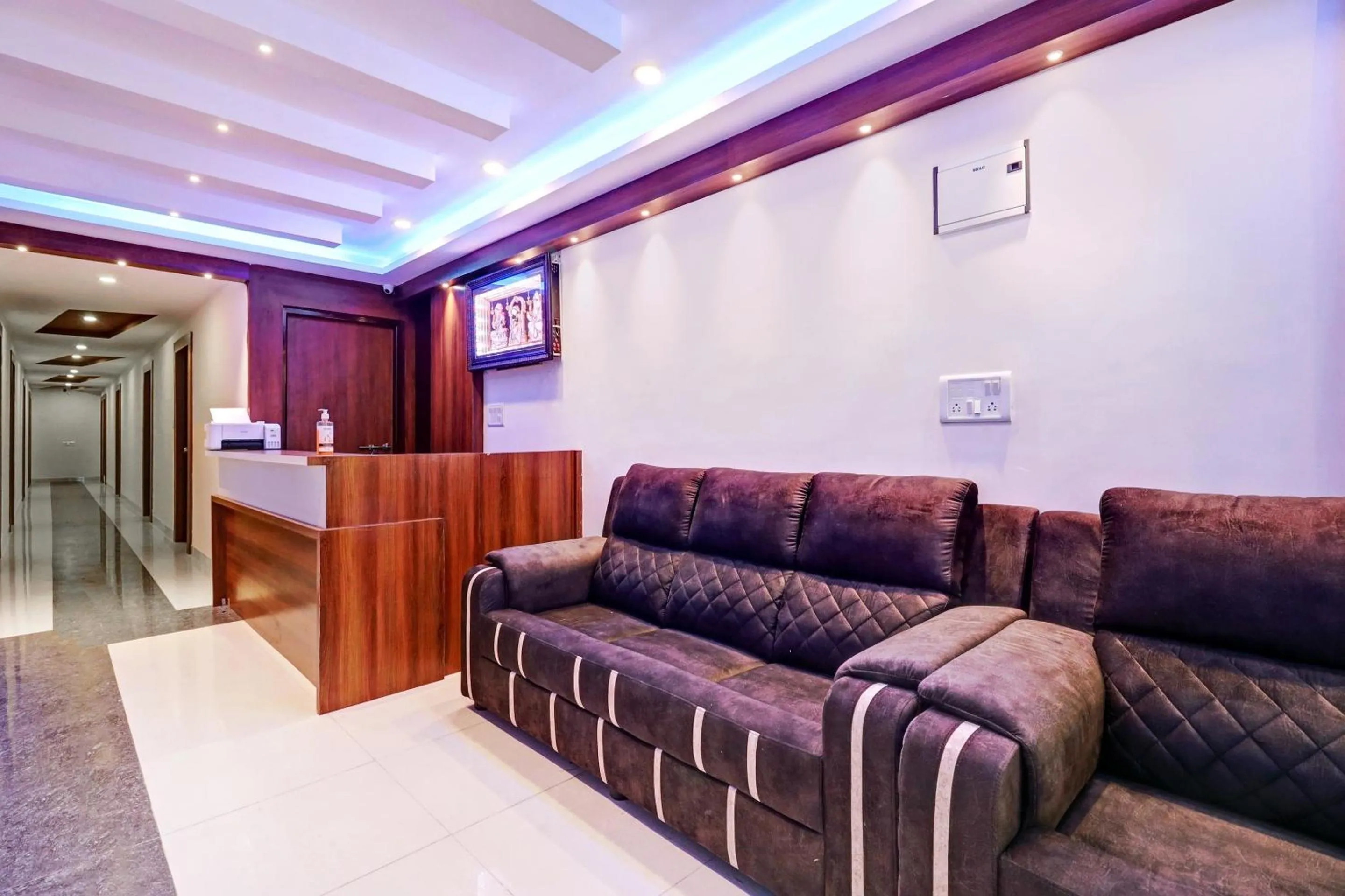 Lobby or reception in Hotel O Silver House Near Mantri Square Mall