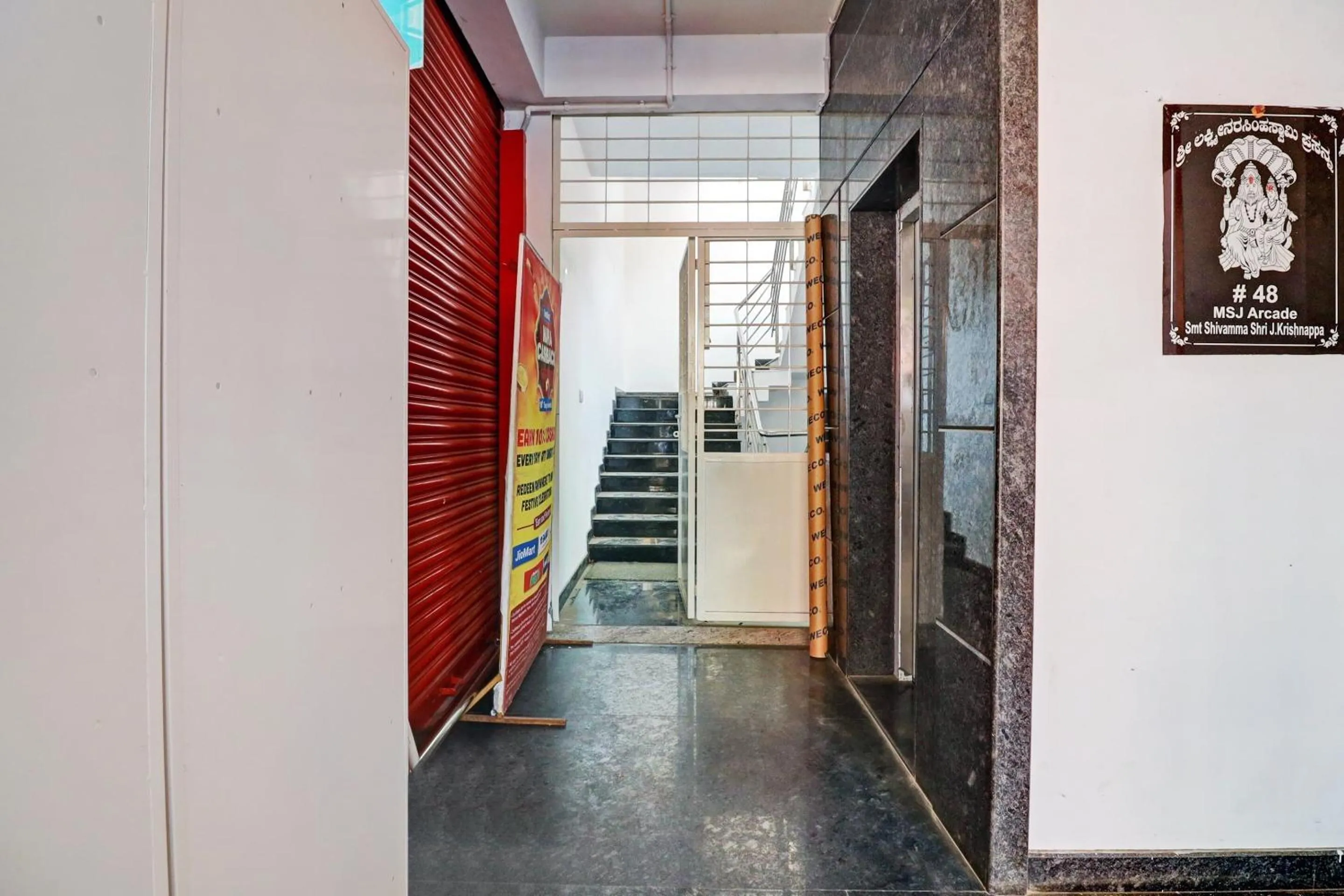 Lobby or reception in Hotel O Silver House Near Mantri Square Mall