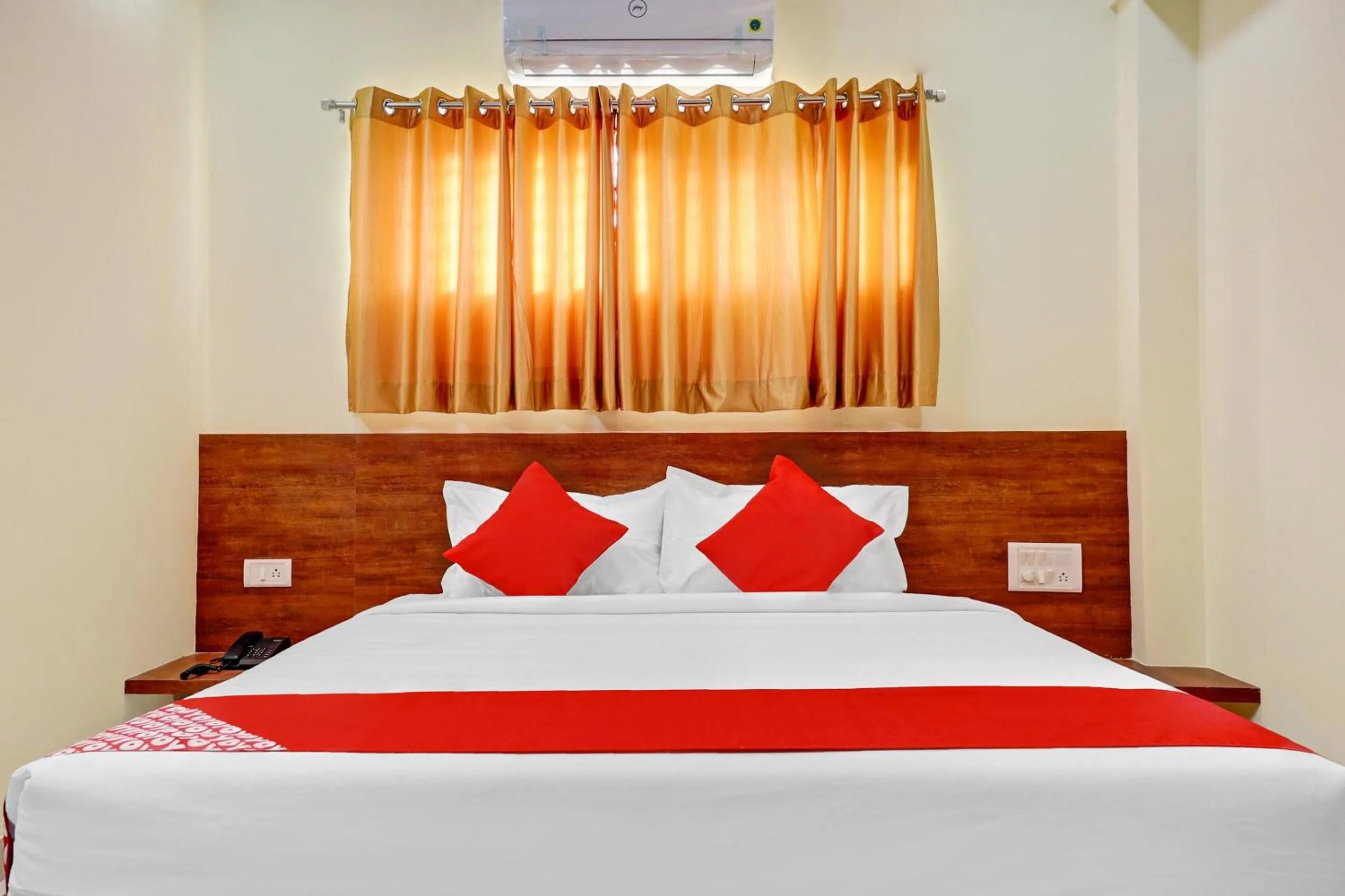 Bedroom, Bed in Hotel O Silver House Near Mantri Square Mall