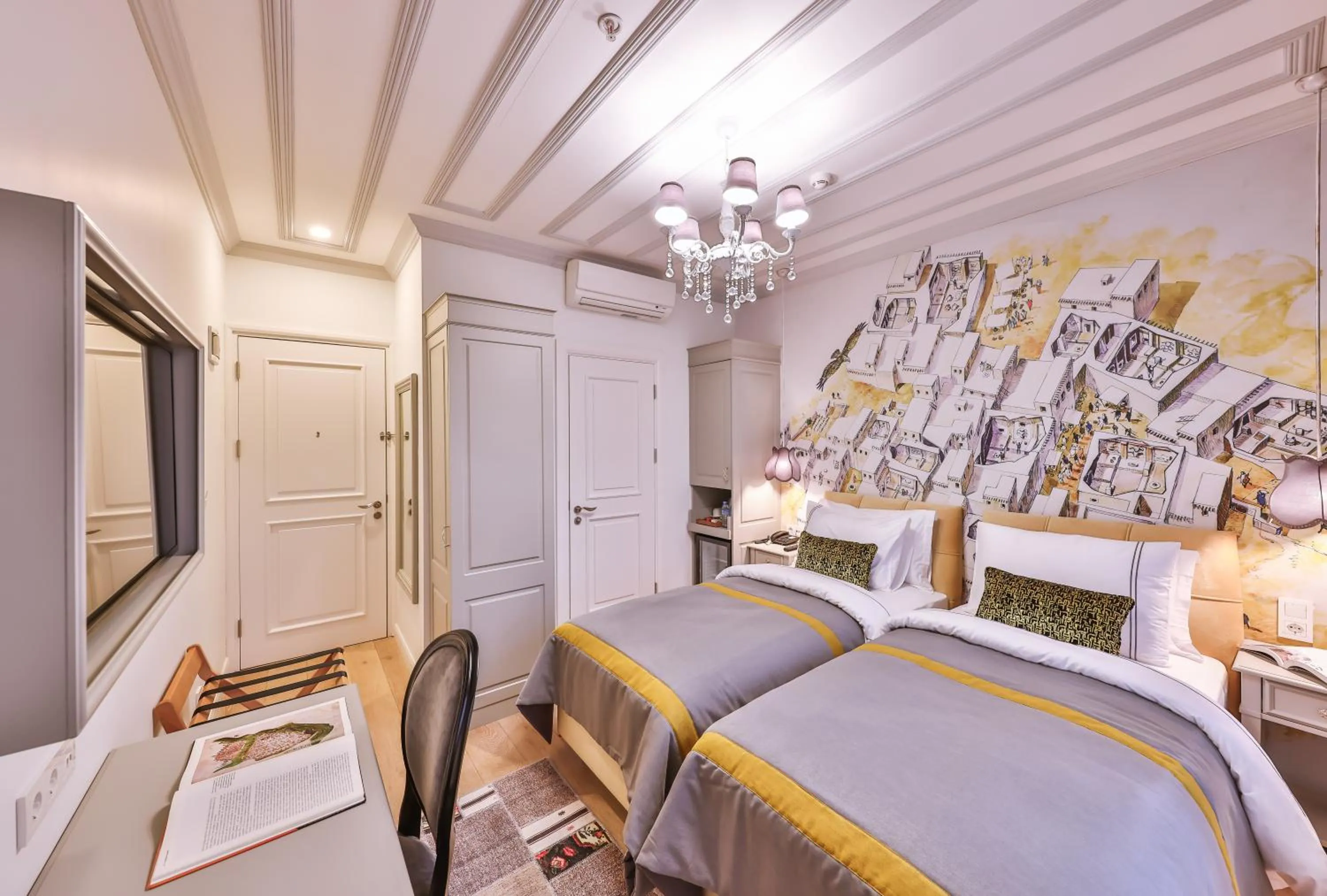 Photo of the whole room, Bed in 9 Doors Hotel