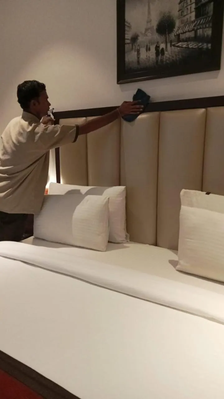 room service in Mannat Resort Paota