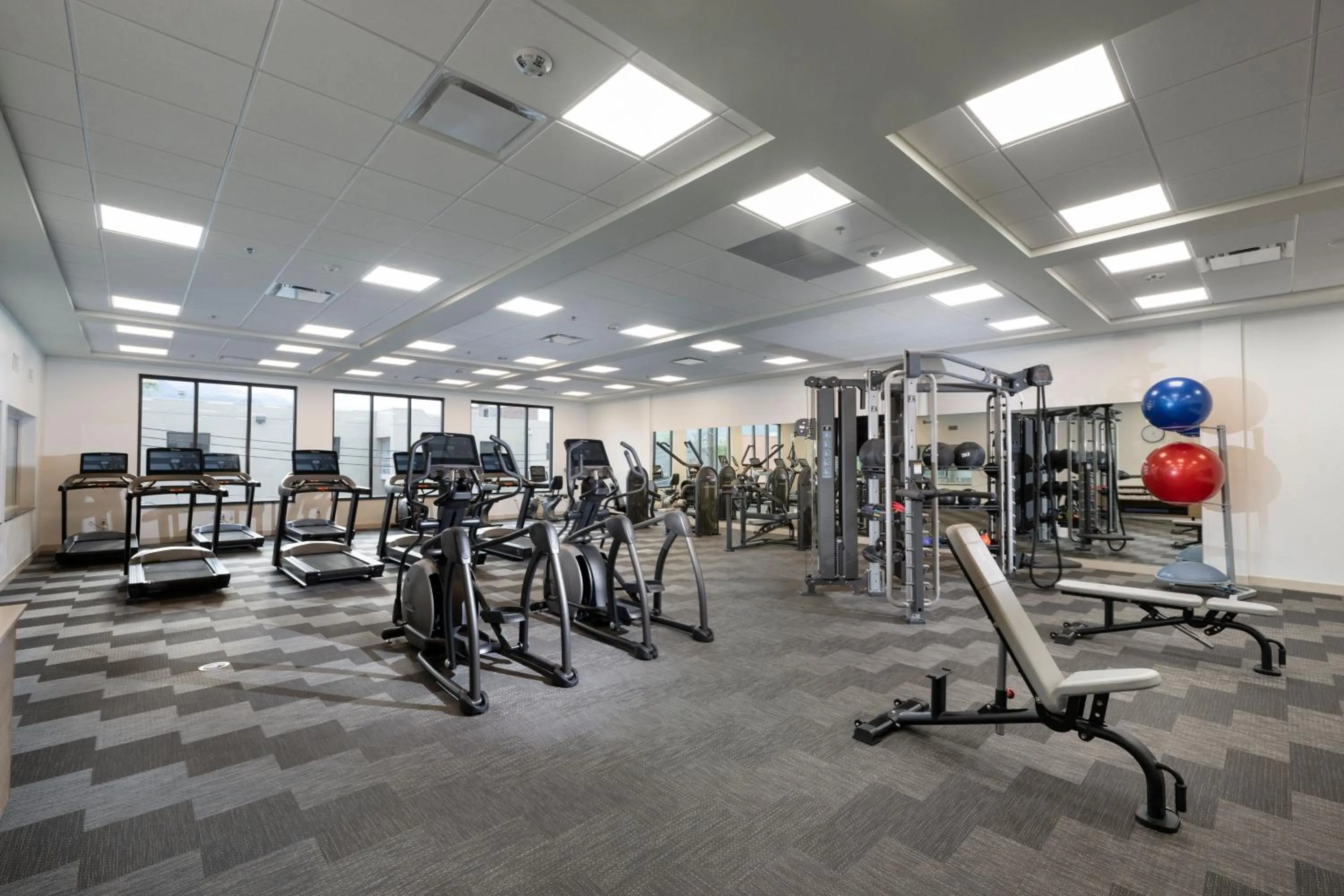 Fitness centre/facilities in SpringHill Suites by Marriott Colorado Springs Downtown