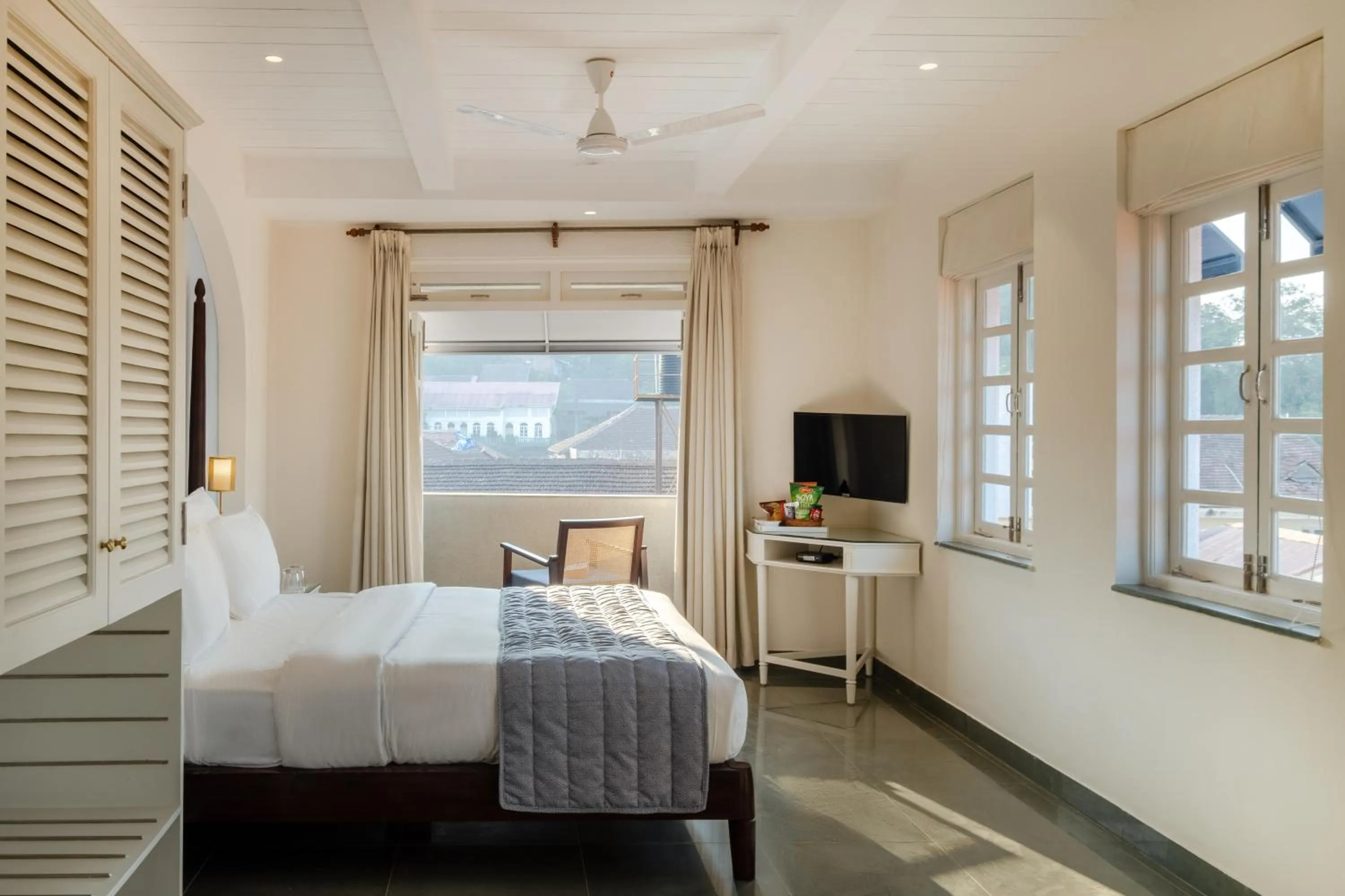 View (from property/room), Bed in O Pierre - Fontainhas