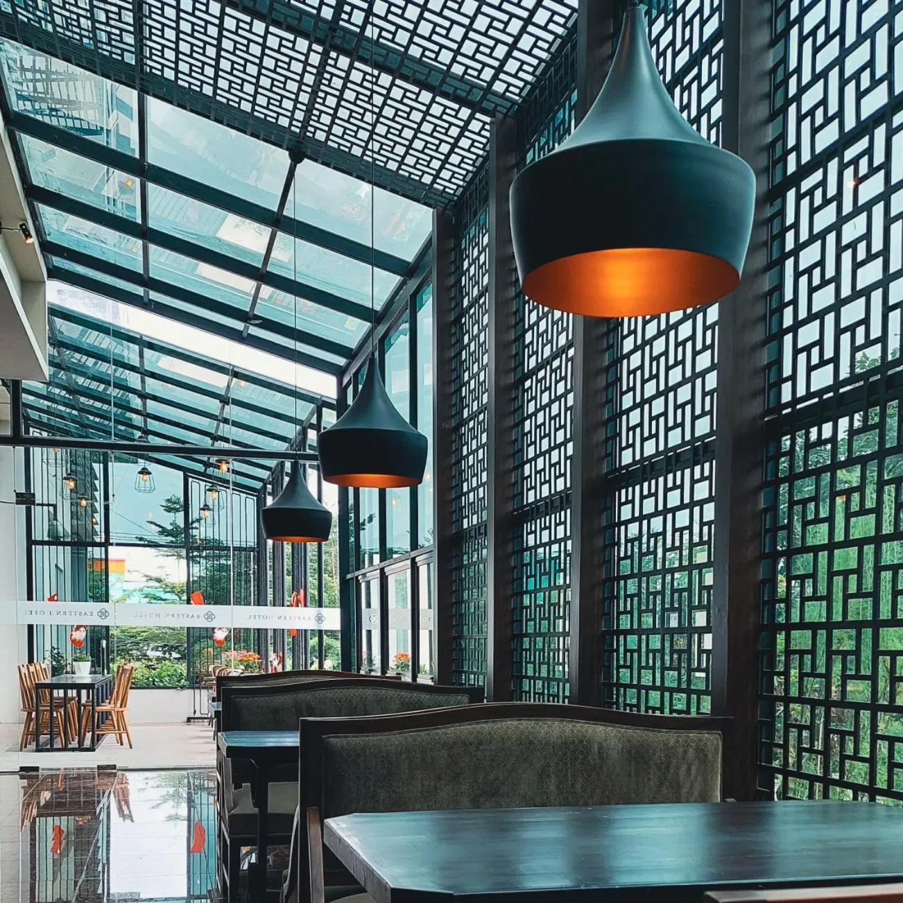 Restaurant/places to eat in Hotel Eastern Bojonegoro