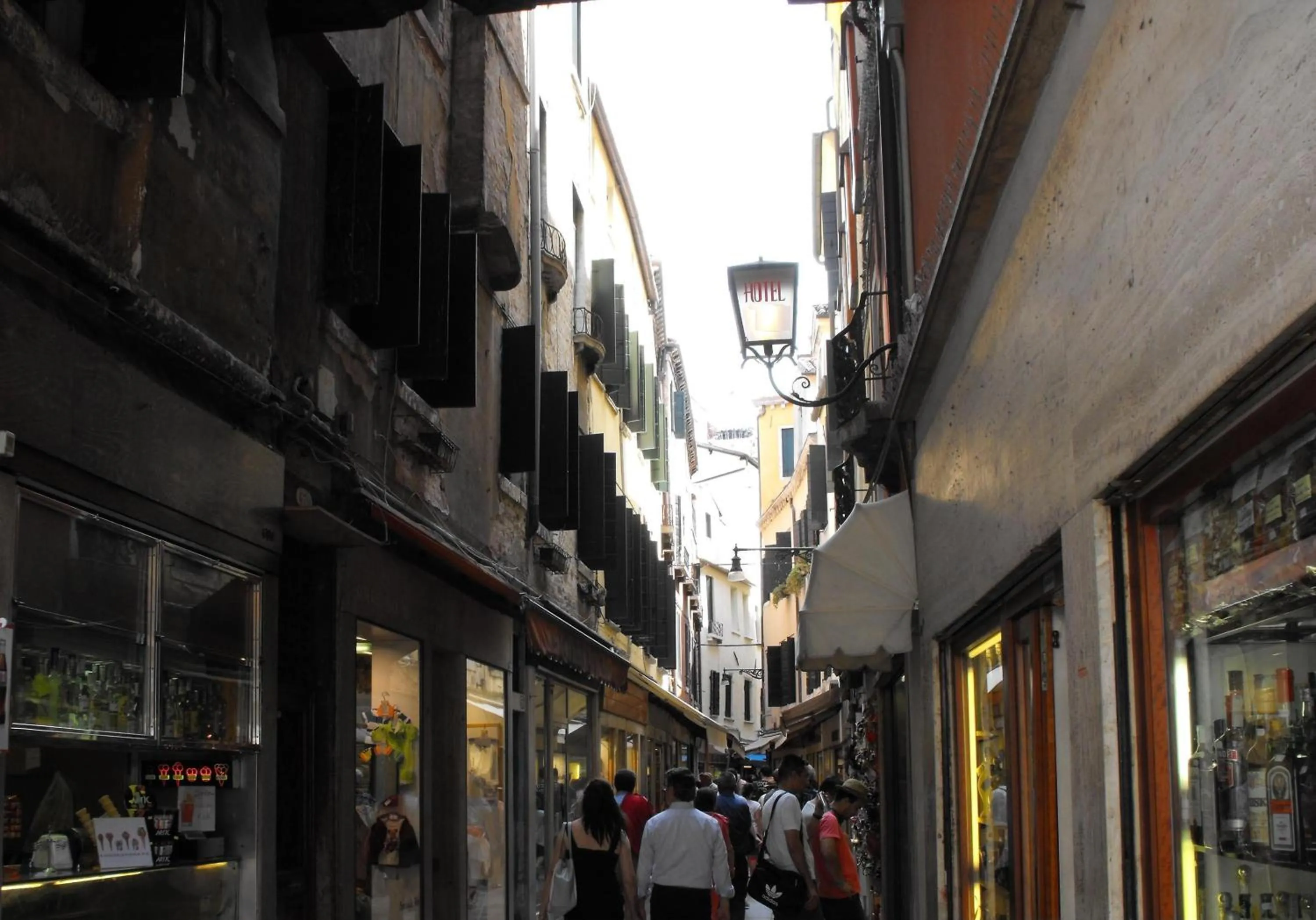 Property building in Hotel Montecarlo