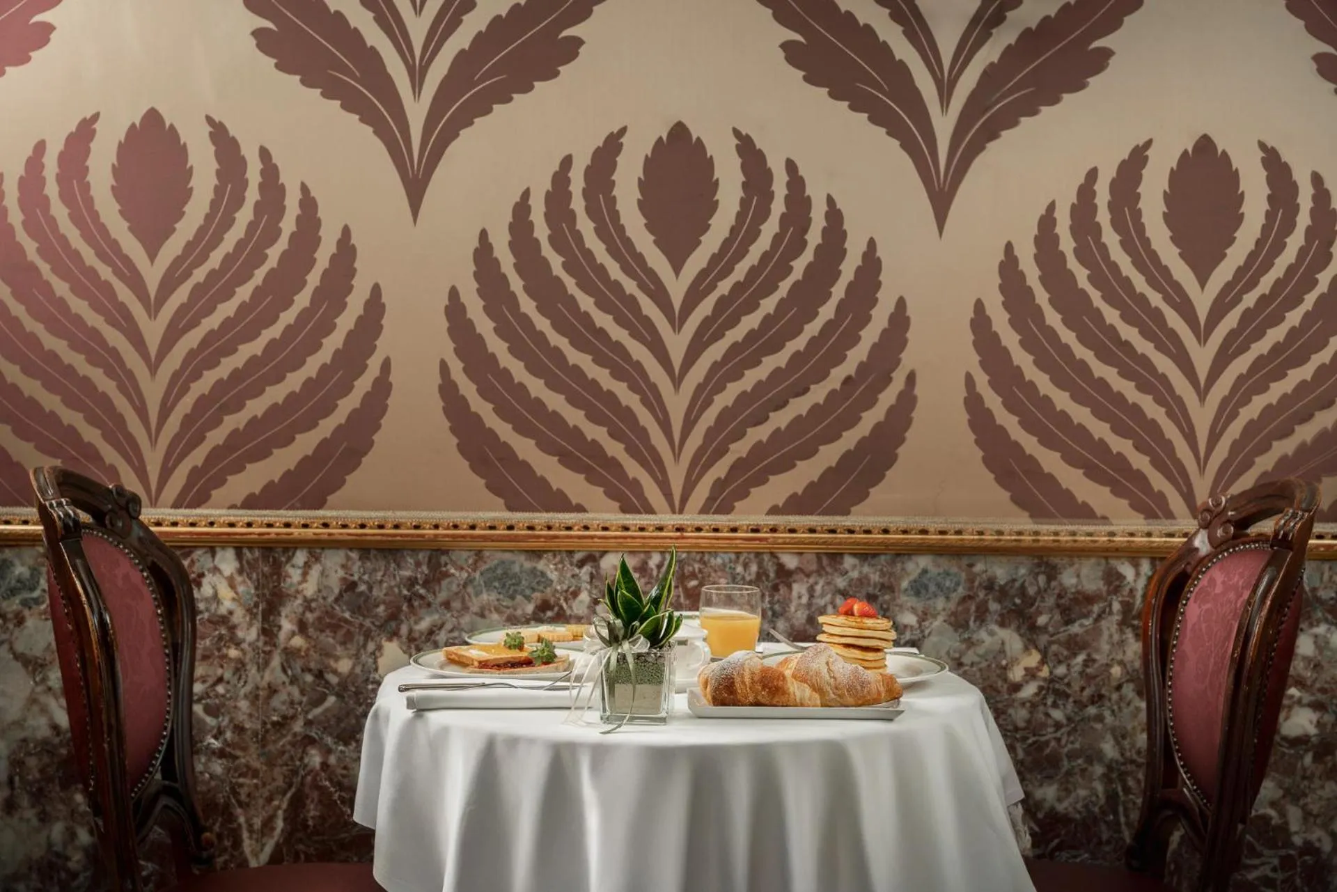 Breakfast in Hotel Montecarlo