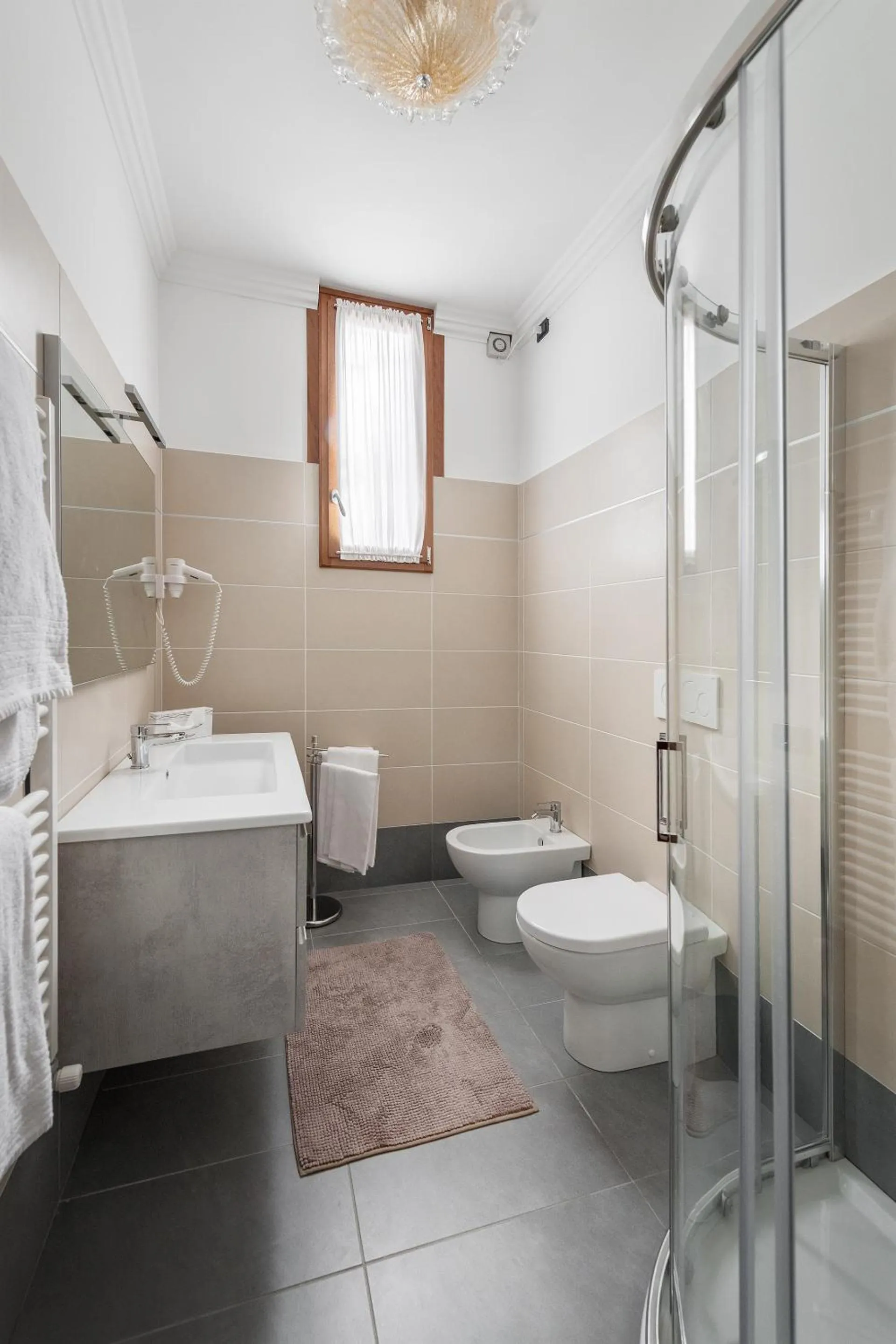 Bathroom in Hotel Montecarlo