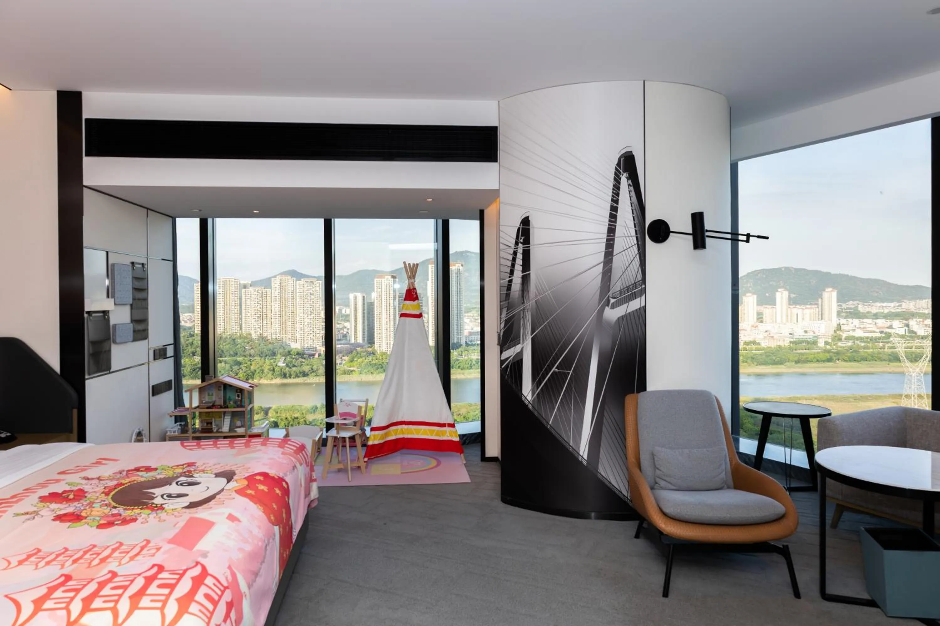 Bedroom, Bed in Crowne Plaza Quanzhou Riverview by IHG