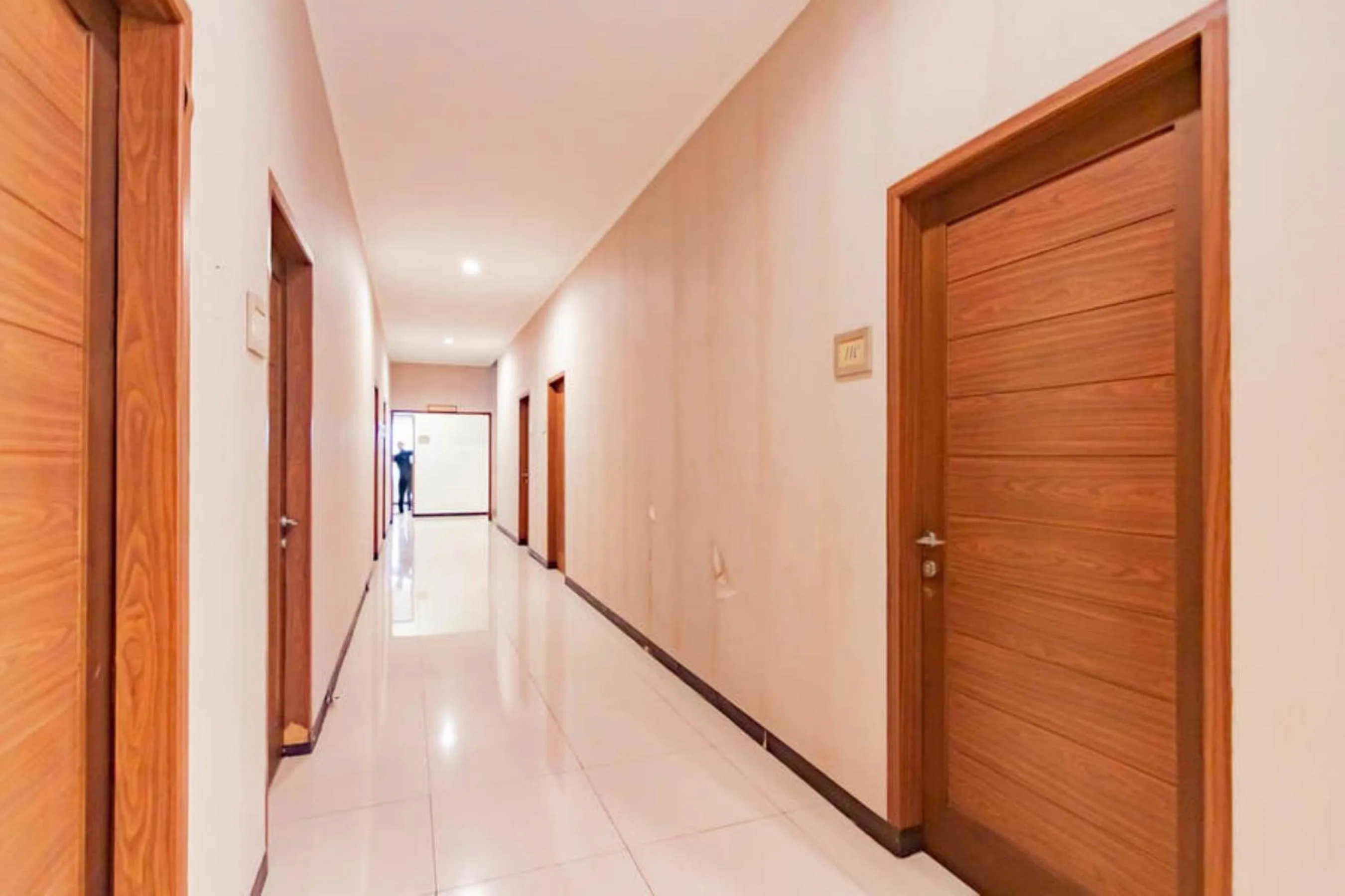 Floor plan in RedDoorz near Lembang Park & Zoo 2