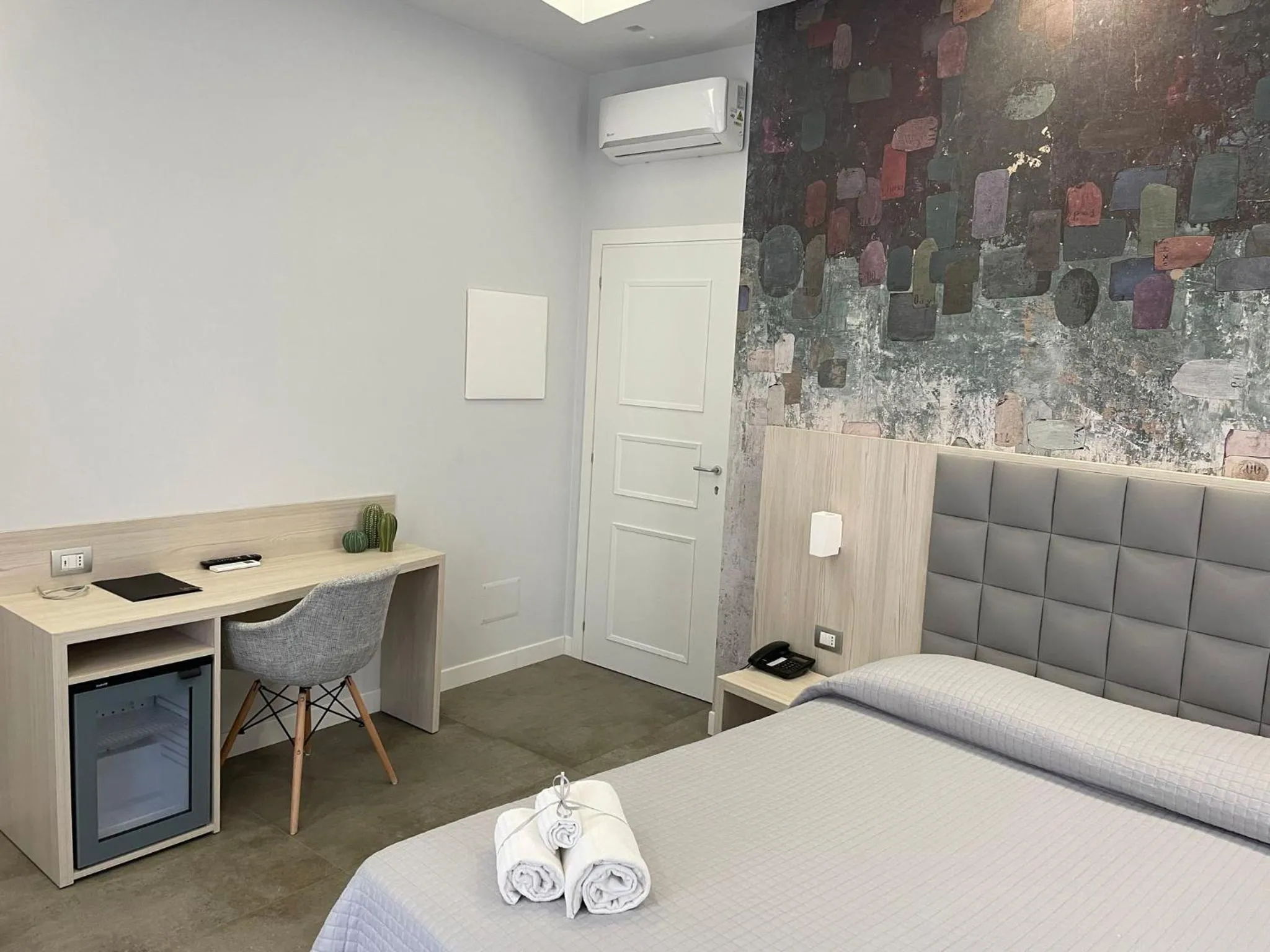 Bedroom in Schilizzi Hotel