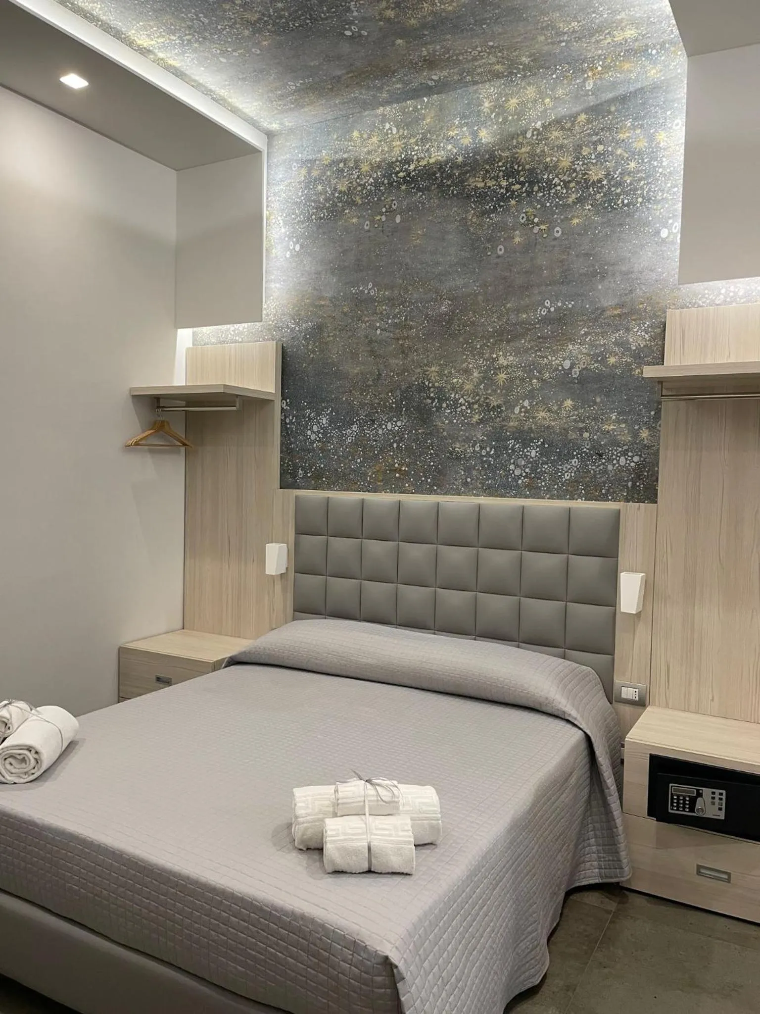 Bed in Schilizzi Hotel