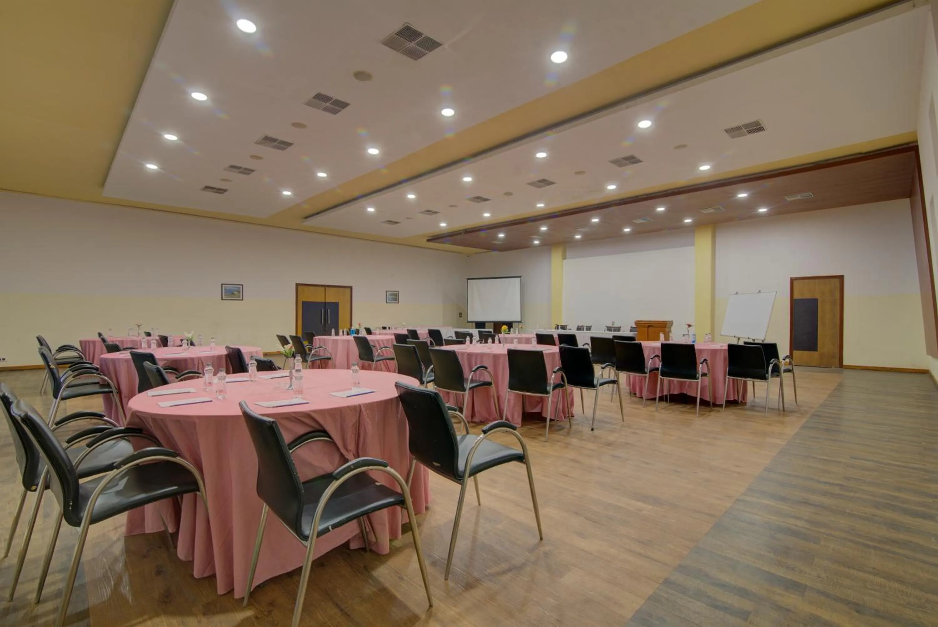 Meeting/conference room in Camel Valley Resort & Spa, Igatpuri