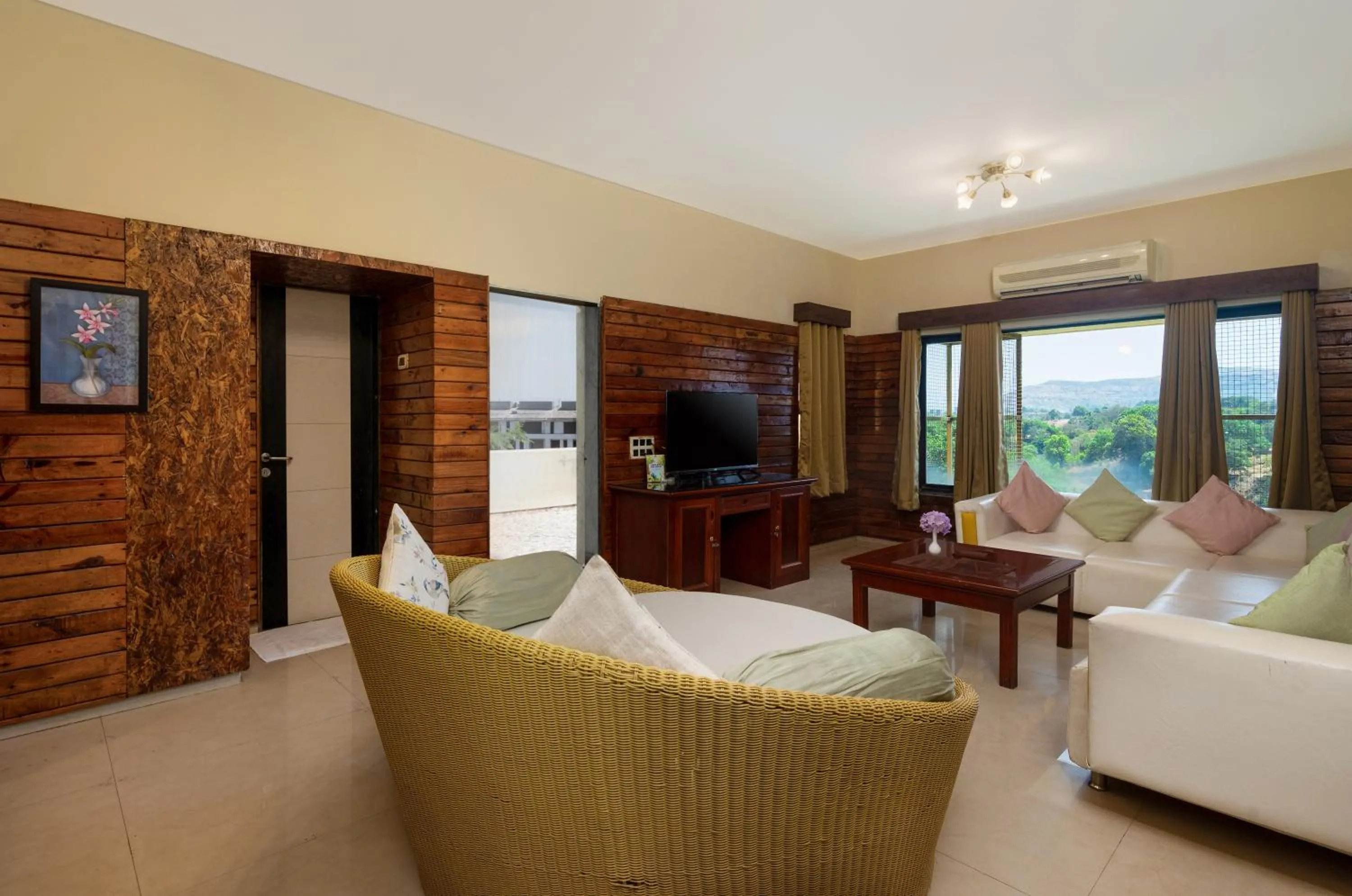 Living room in Camel Valley Resort & Spa, Igatpuri