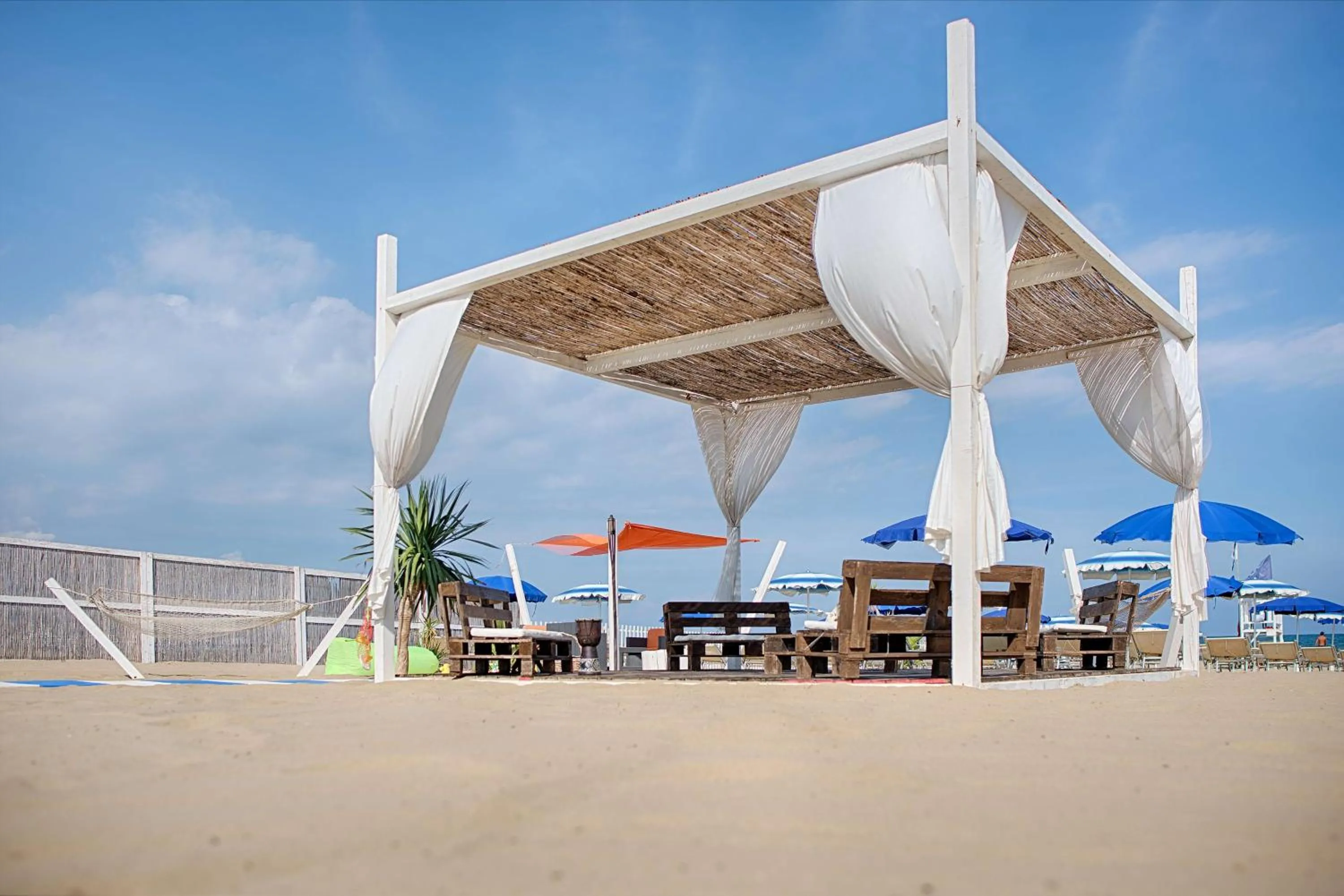 Beach in NH Catania Parco degli Aragonesi