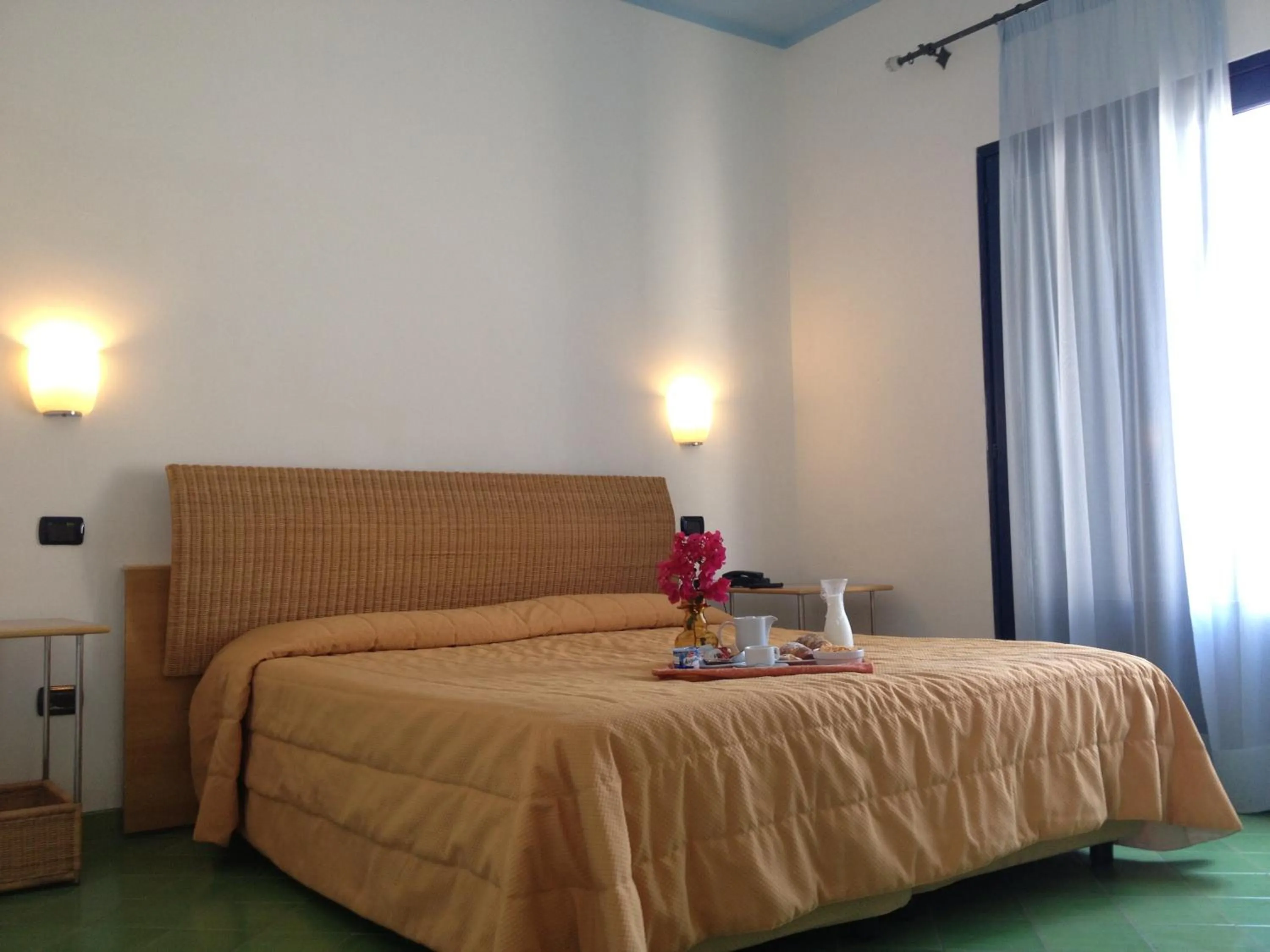 Triple Room in Hotel Aura