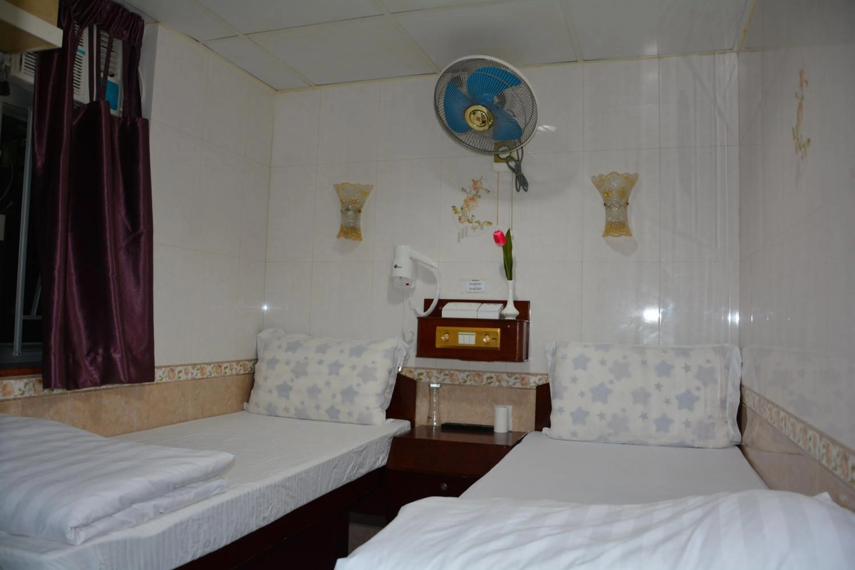 cot, Bed in Everest Guest House