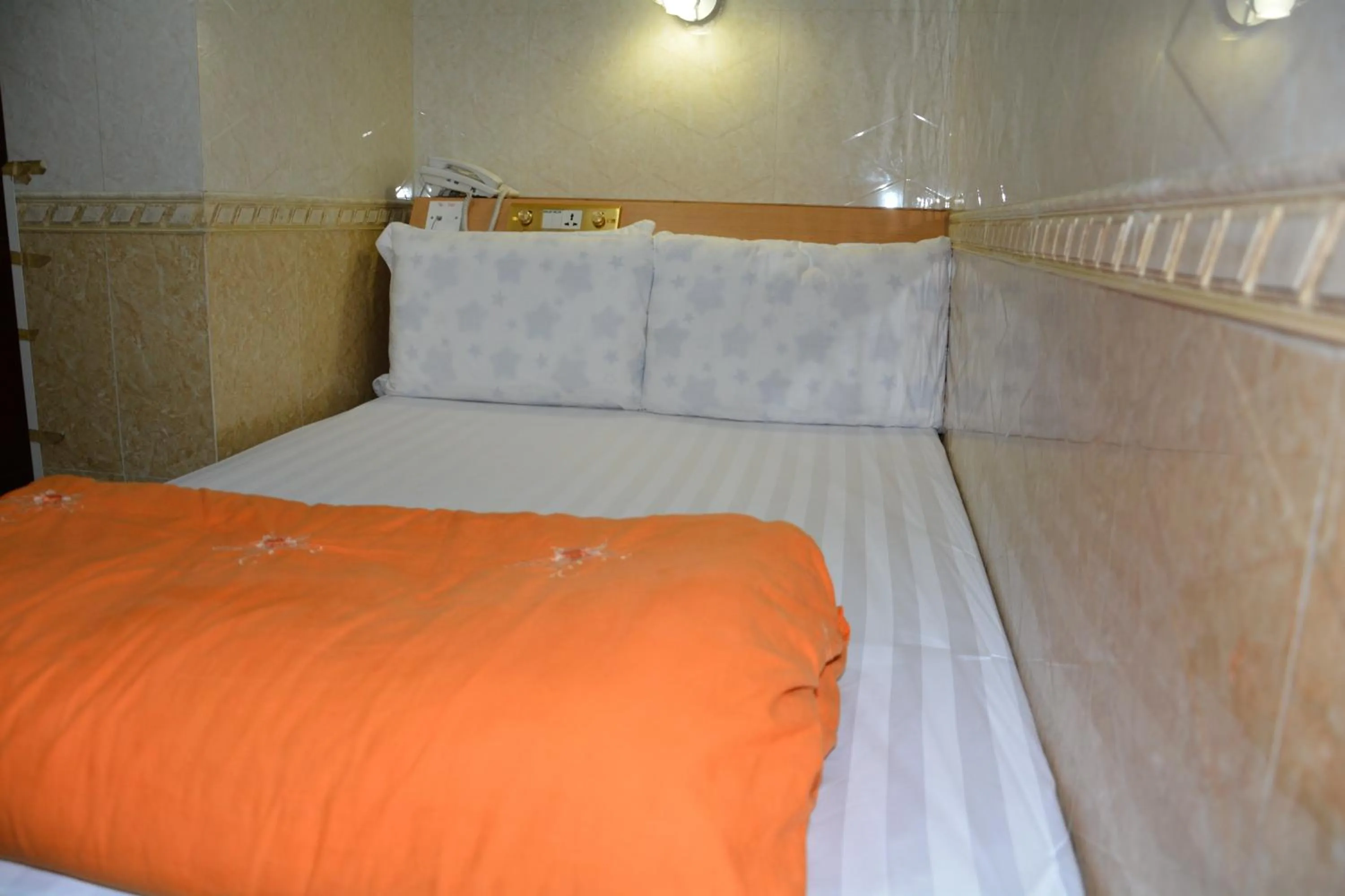 cot, Bed in Everest Guest House