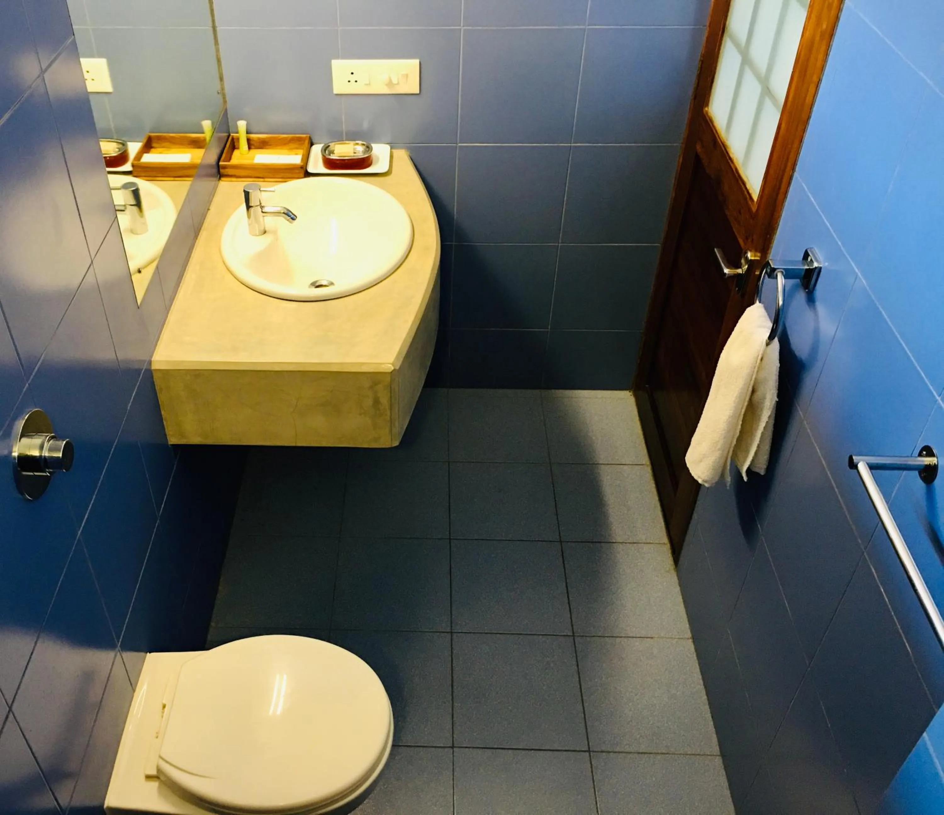 Toilet in The Canopy Guest House