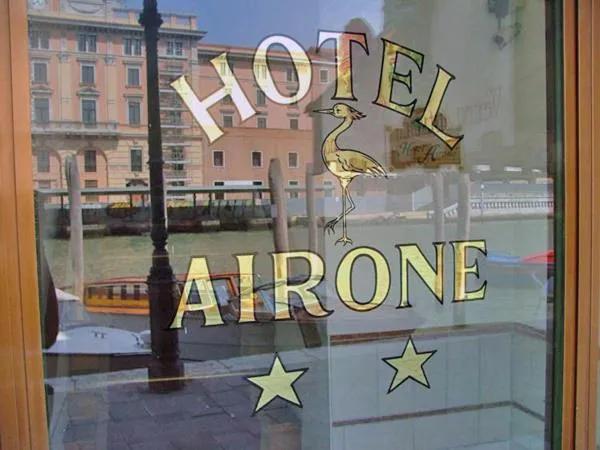 Logo/Certificate/Sign in Hotel Airone