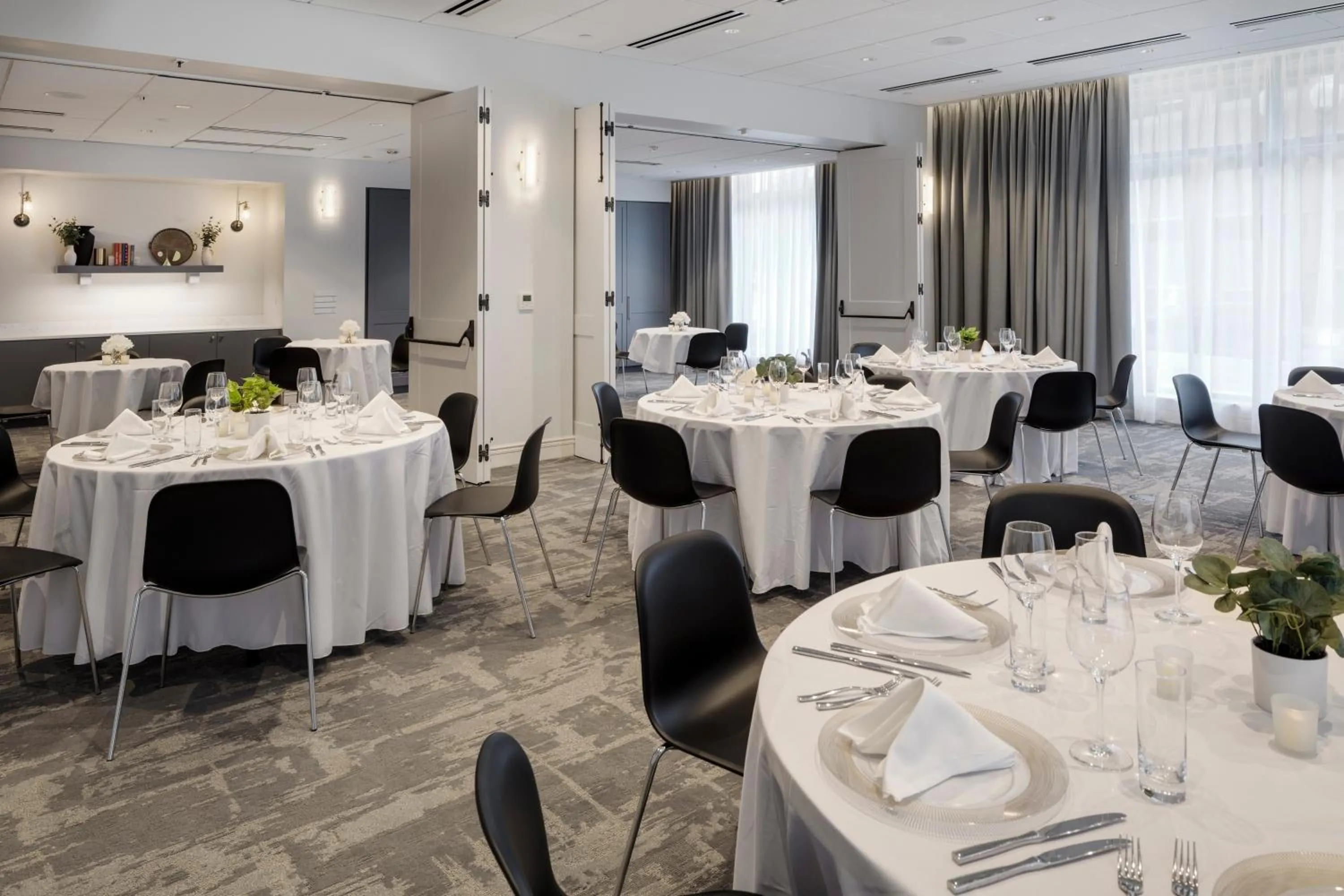 Meeting/conference room in Canopy By Hilton Boston Downtown